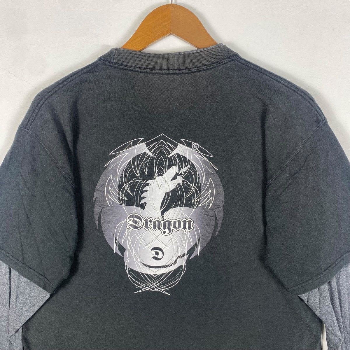 Vintage Vintage 00's DRAGON SKATES Tribal Design Long Sleeve Tee Y2K Size US L / EU 52-54 / 3 - 2 Thumbnail