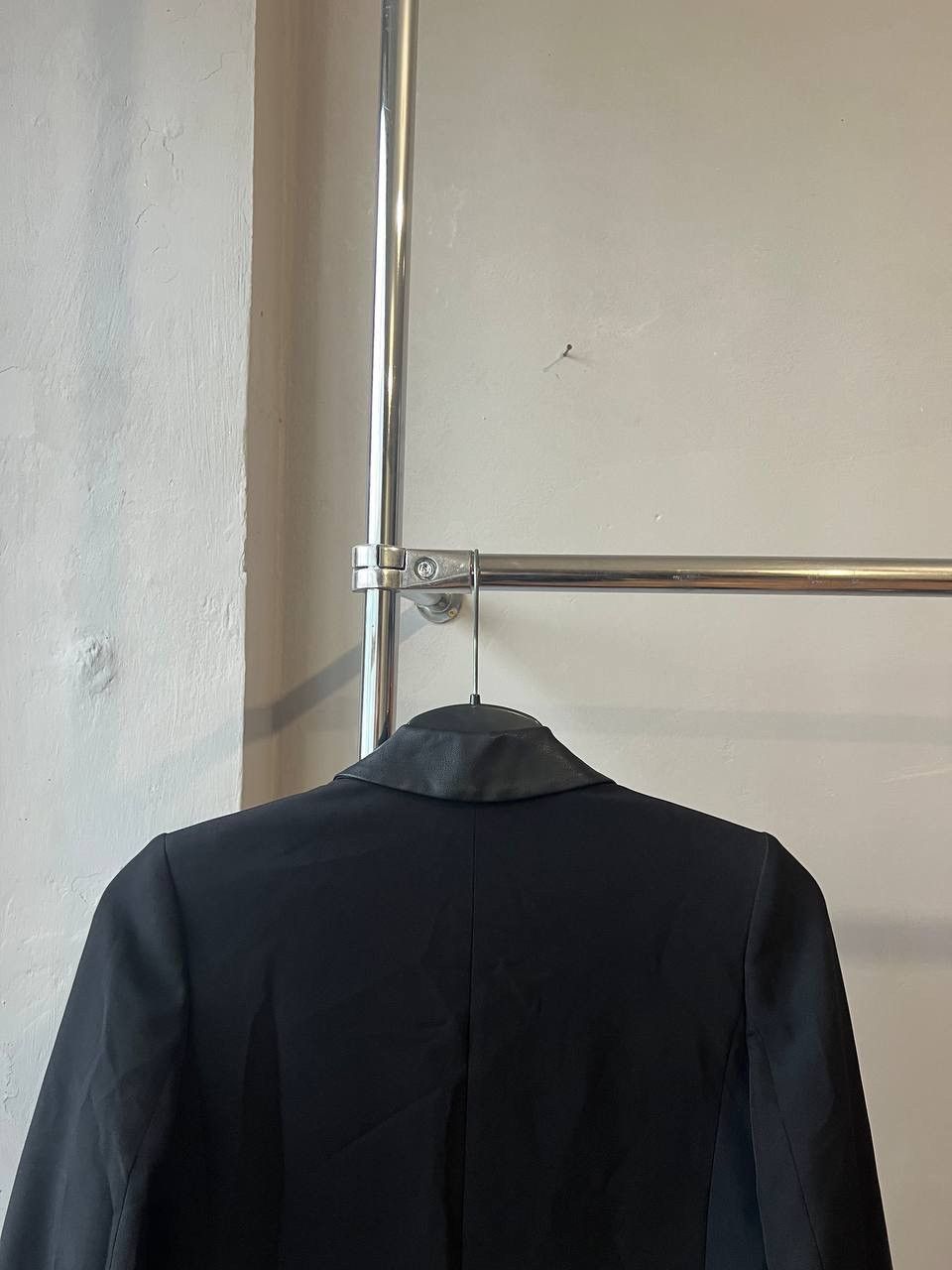 Versace Jeans Couture VERSACE JEANS RARE WOMEN DESIGNER SOLID SMOKING JACKETBLAZER Size XS / US 0-2 / IT 36-38 - 15 Thumbnail