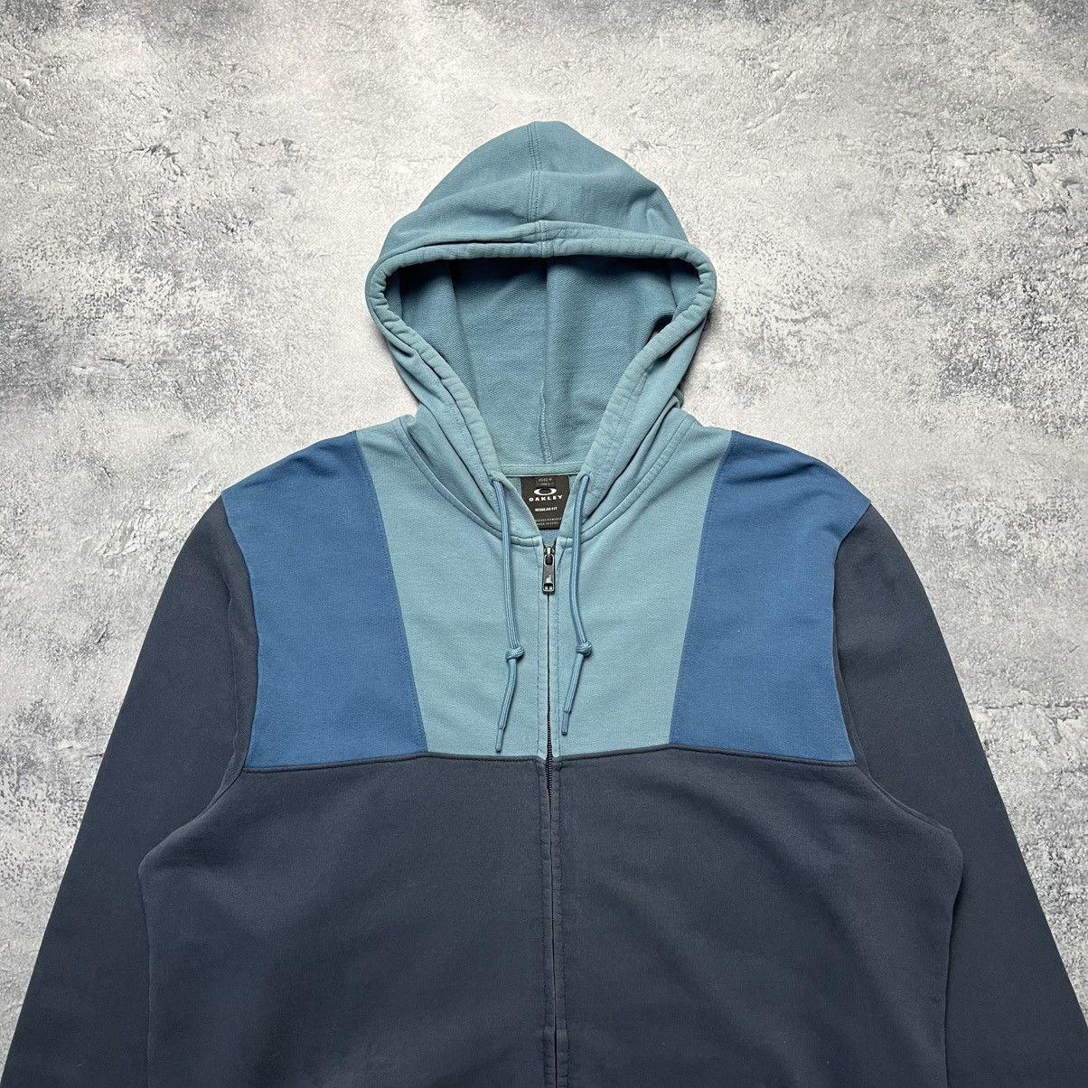 Oakley Vintage Oakley Blue Zip Hoodie Logo Streetwear Y2K Surf Size US M / EU 48-50 / 2 - 2 Thumbnail