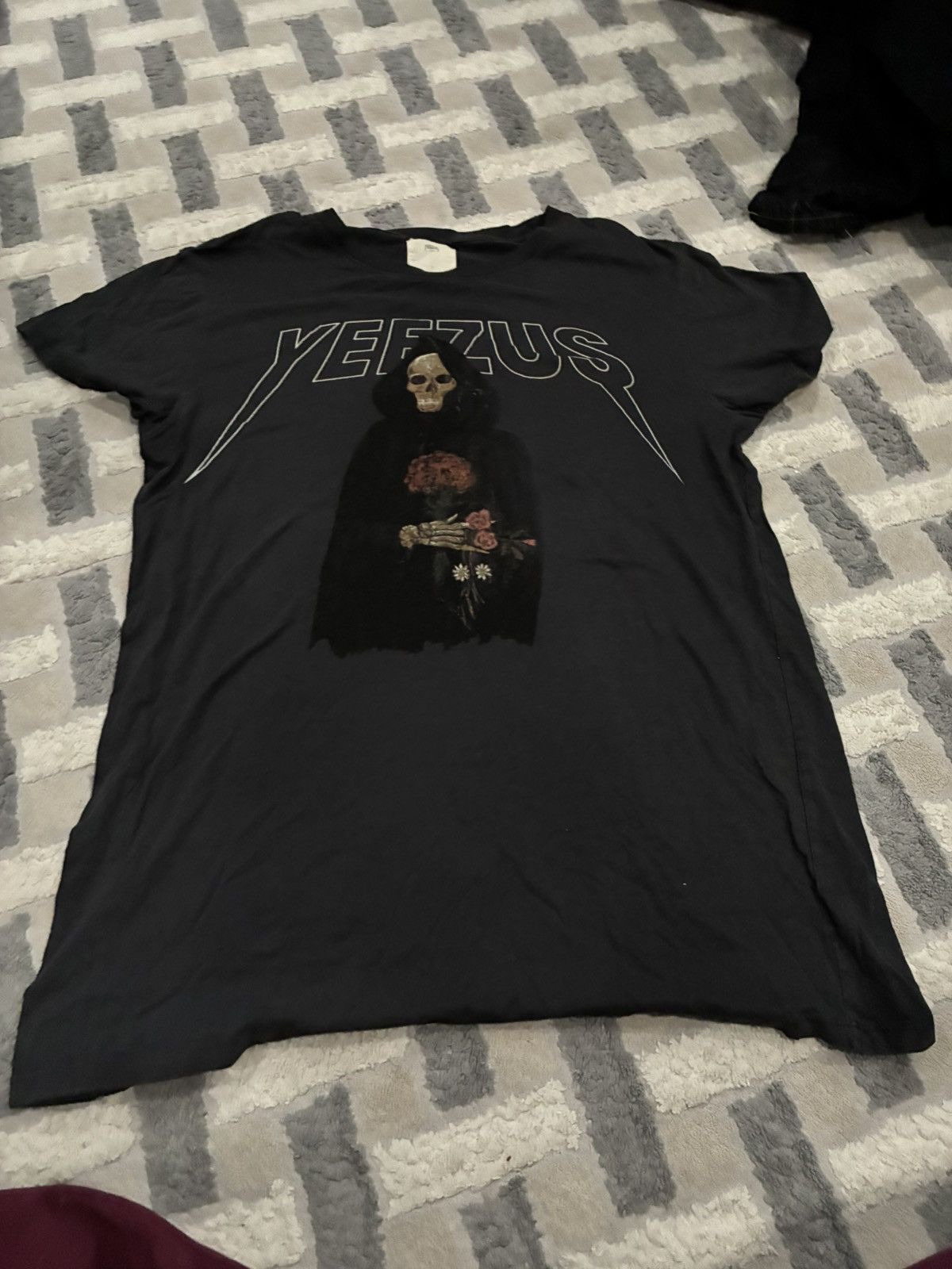 Kanye West Kanye West Yeezus Tour Grim Reaper Distressed T-Shirt Size US L / EU 52-54 / 3 - 2 Thumbnail