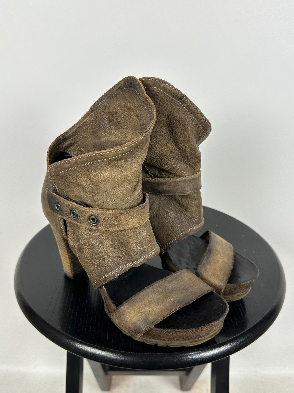 A.S.98 A.S.98 Airstep Brown Leather Ankle Strap Sandals Heels Size US 7 / IT 37 - 1 Thumbnail