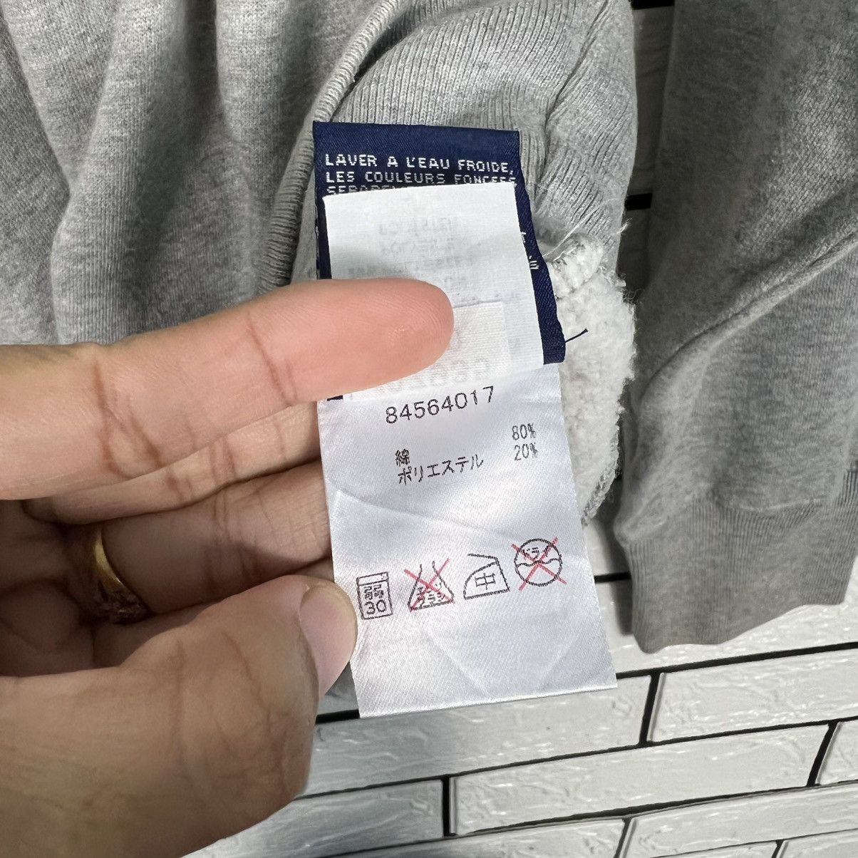 Tommy Hilfiger Y2k Vintage TOMMY HILFIGER Big Logo Sweatshirt #3943-C180 Size US M / EU 48-50 / 2 - 13 Thumbnail