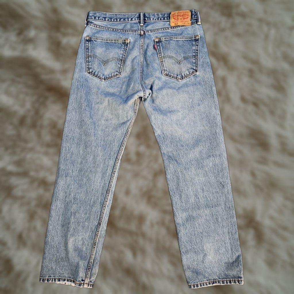 Levi's Levi's 505 Jeans Mens 34X30 Blue Light Wash Denim Straight Fit Regular 5-Pocket Design Belt Loops Logo Size US 34 / EU 50 - 1 Thumbnail