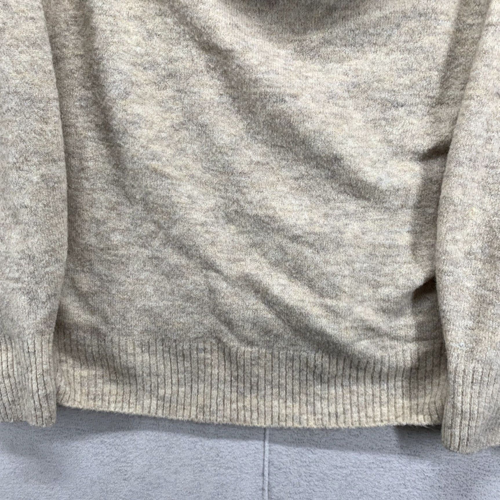 H&M H&M Wool Blend Cowl Neck Sweater Womens Size Small Long Sleeve Beige Pullover small Womens Boho City Classic 90s? Size S / US 4 / IT 40 - 6 Thumbnail