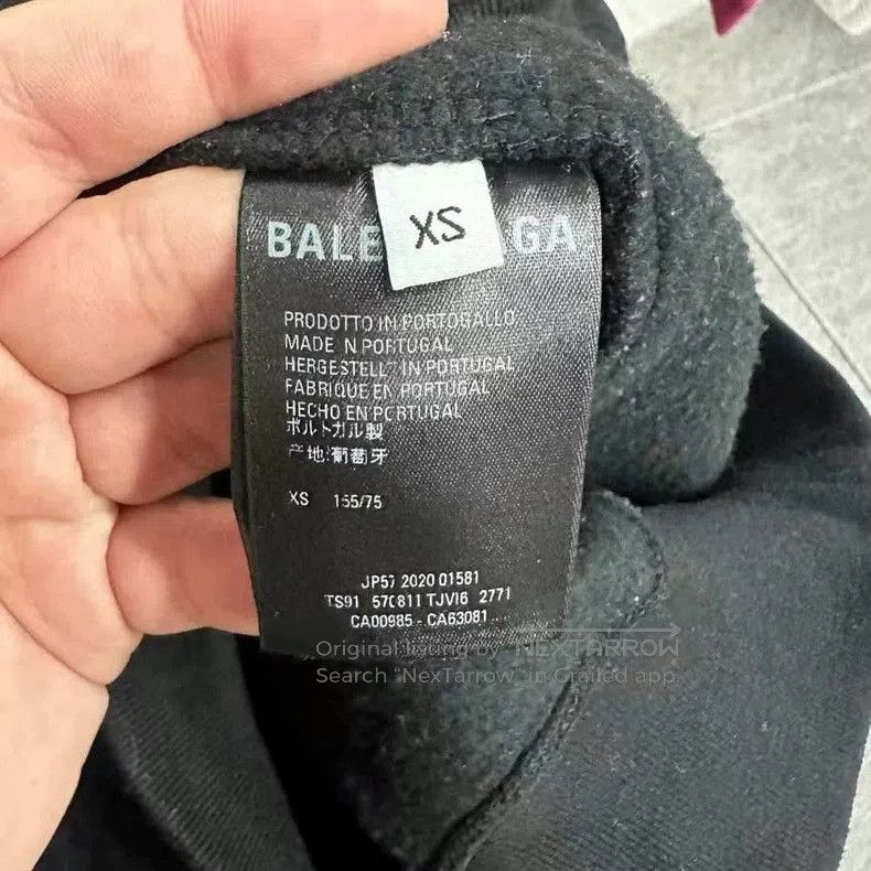Balenciaga Balenciaga Seven-Language Hoodie. Size US XS / EU 42 / 0 - 4 Thumbnail