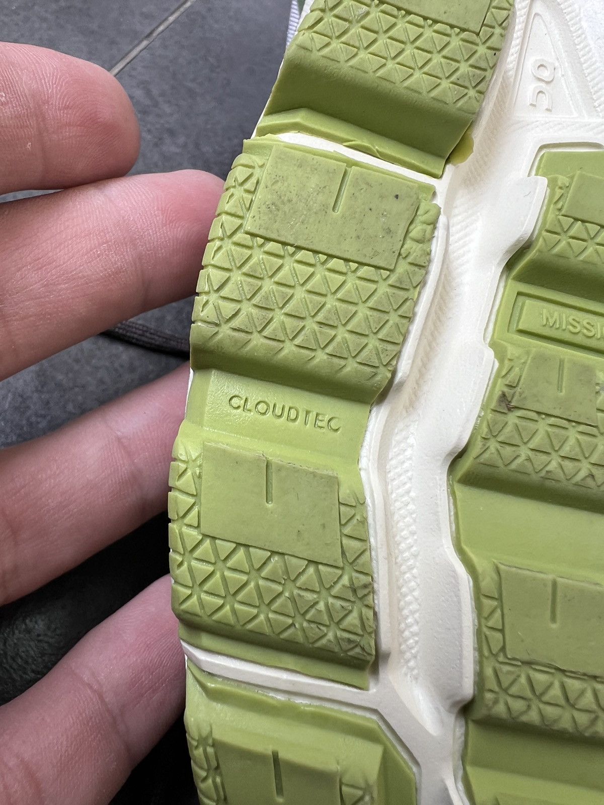 Loewe × On Loewe x On Running Size US 8 / IT 38 - 14 Thumbnail