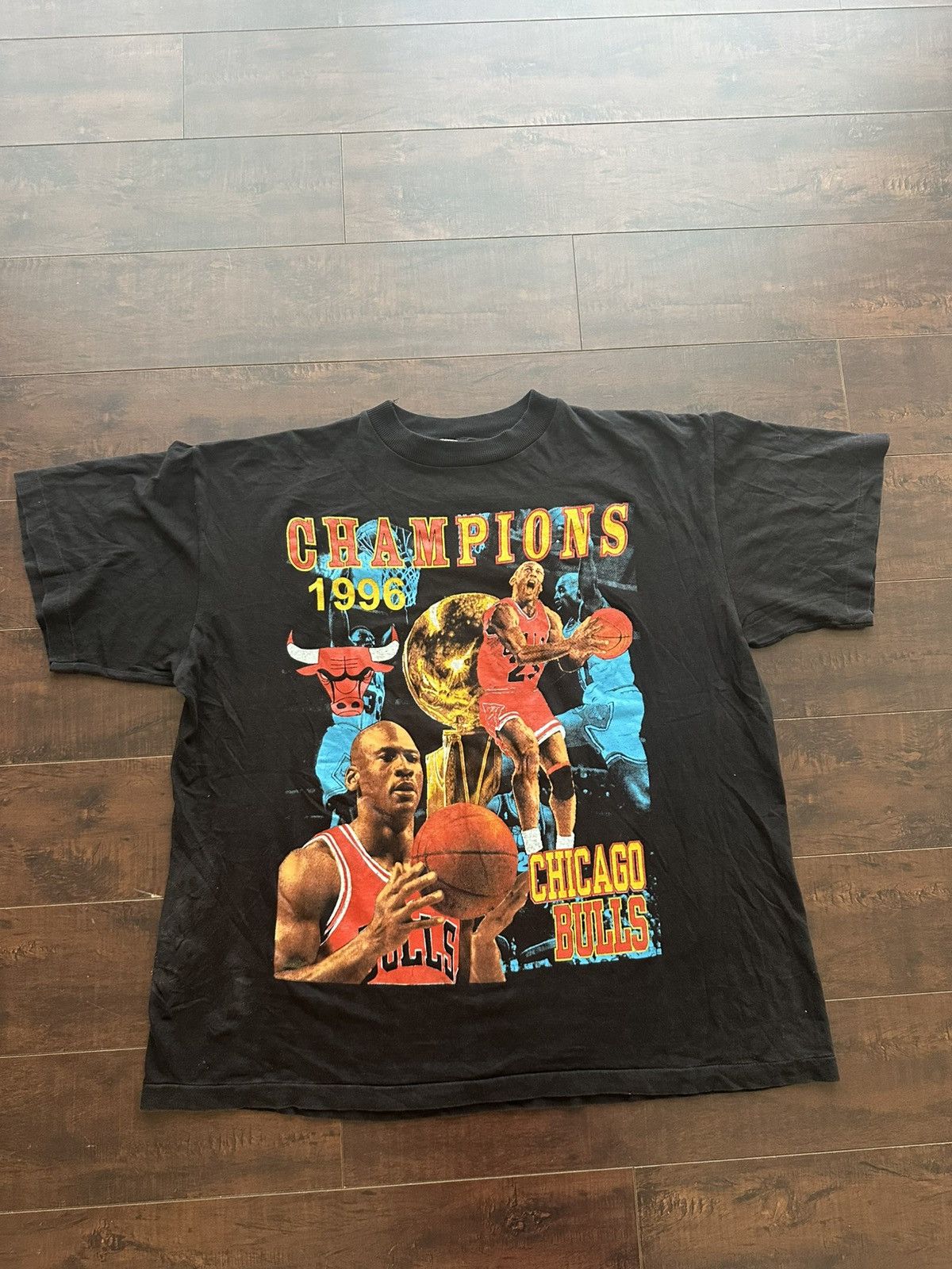 Vintage Vintage Chicago Bulls Shirt Size US XXL / EU 58 / 5 - 1 Thumbnail