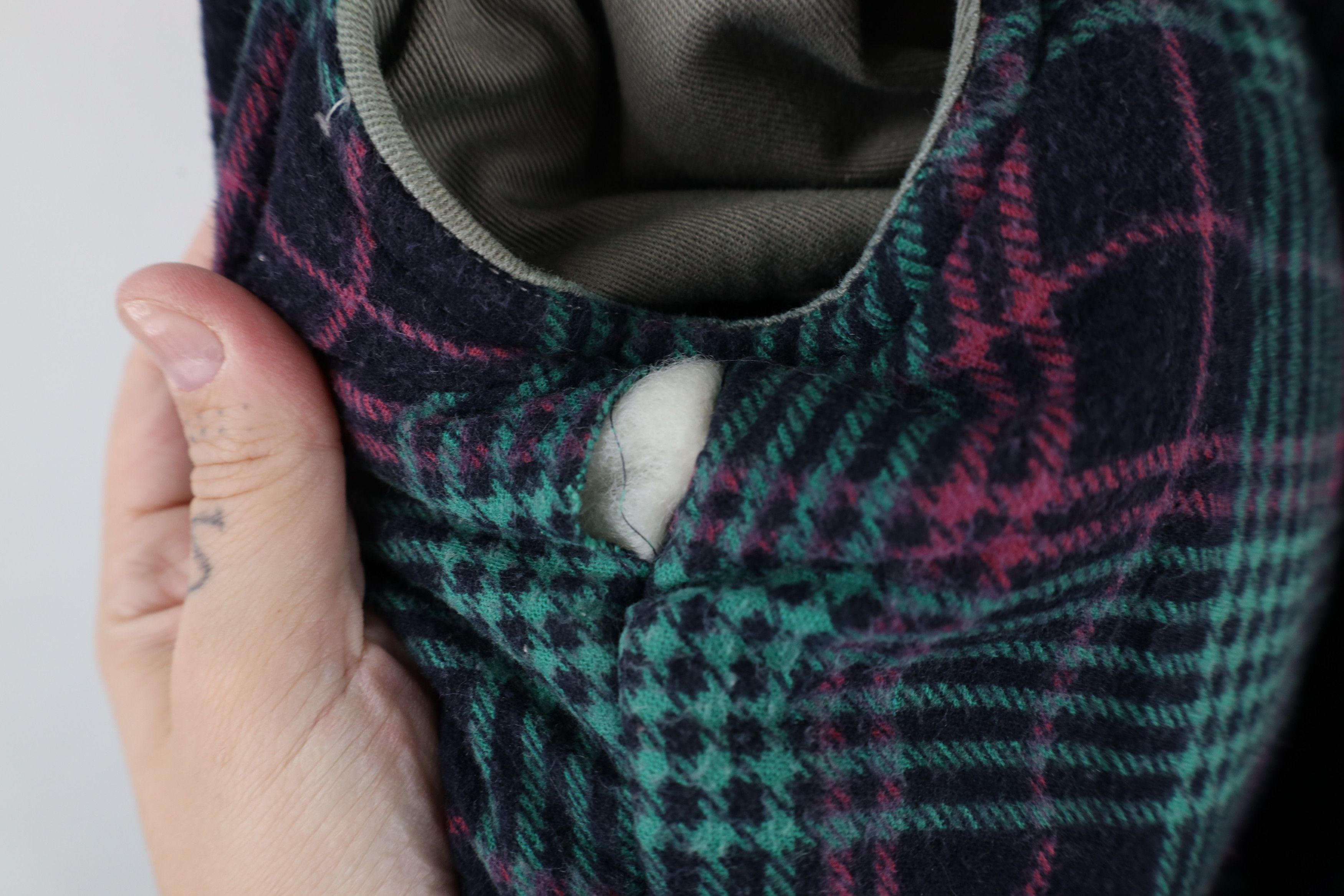 Vintage Vintage 90s Streetwear Flannel Lined Puffer Vest Jacket Size US L / EU 52-54 / 3 - 14 Thumbnail
