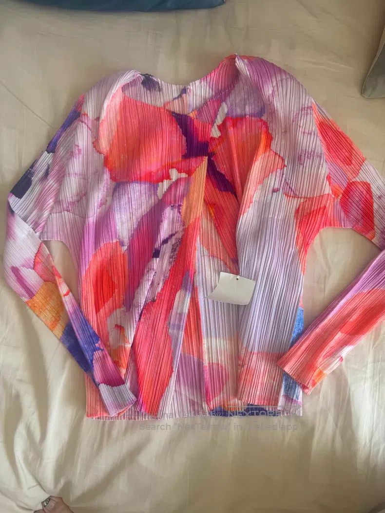 Issey Miyake Issey Miyake Petal Waltz Series Cardigan Size L / US 10 / IT 46 - 1 Thumbnail