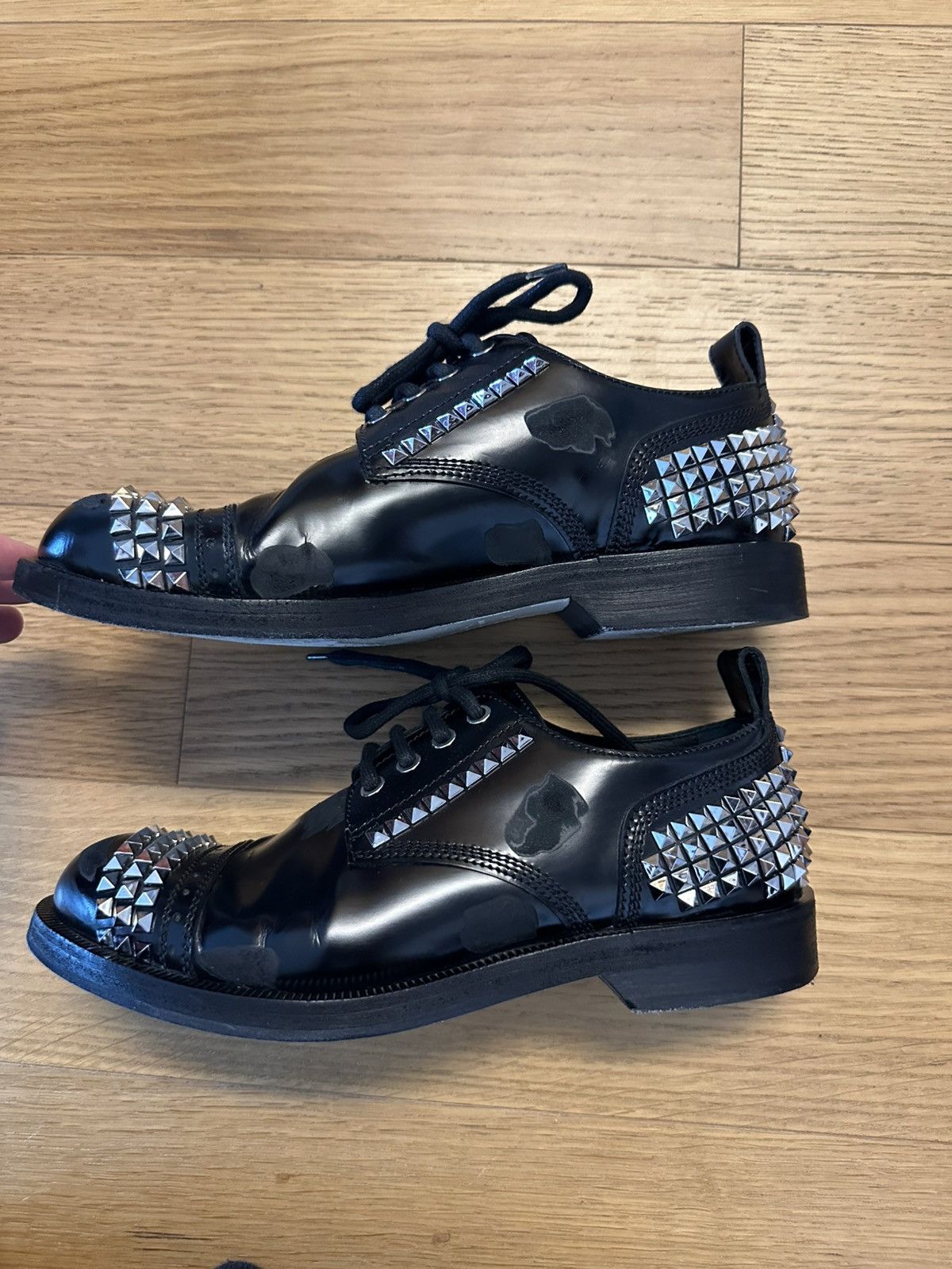 Loewe Loewe Black Distressed Leather Look Studded Oxfords Size 42 Size US 9 / EU 42 - 5 Thumbnail