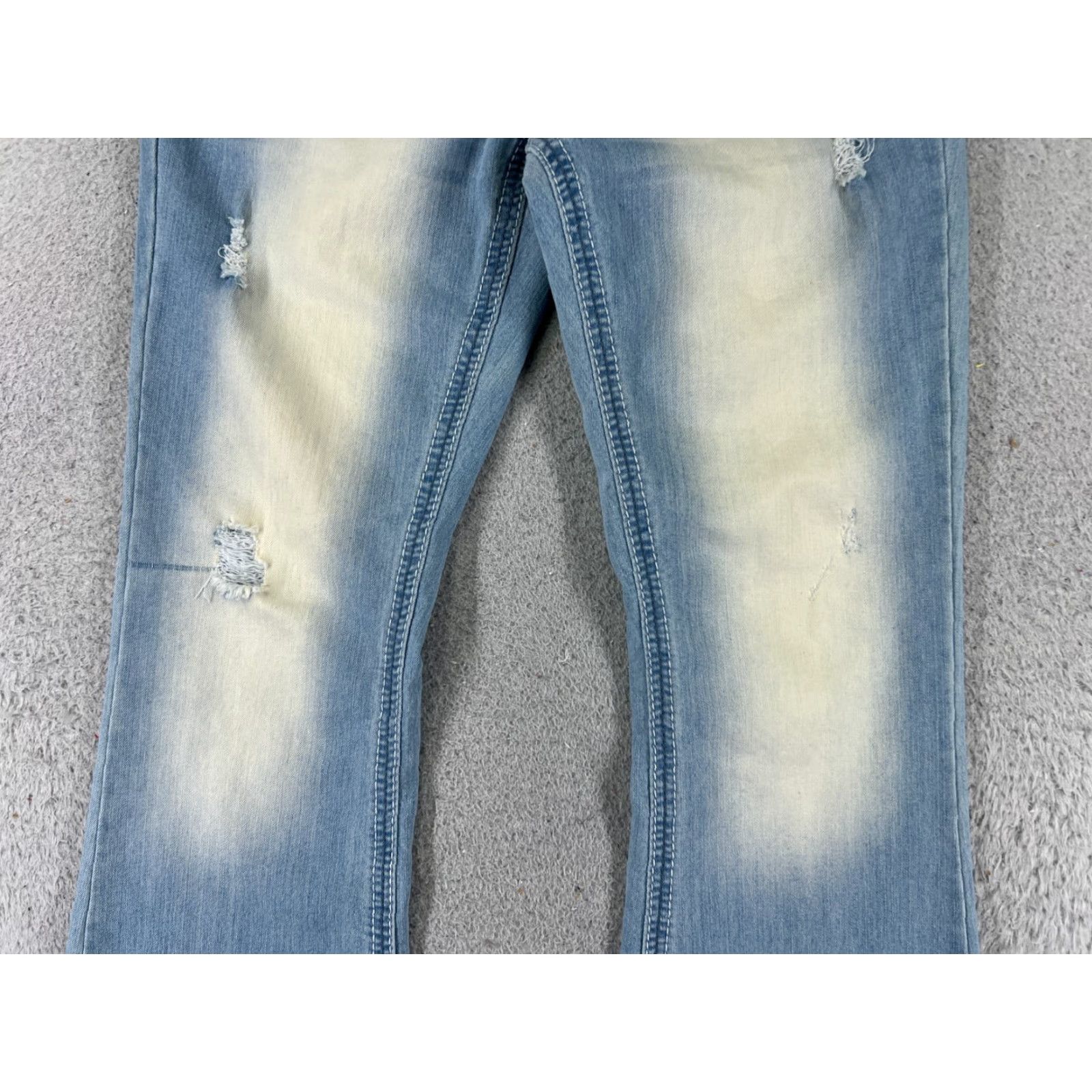 Denime Ariya Jeans Womens 28x30 Blue Denim Flared Distressed Light Wash Size 28" / US 6 / IT 42 - 3 Thumbnail