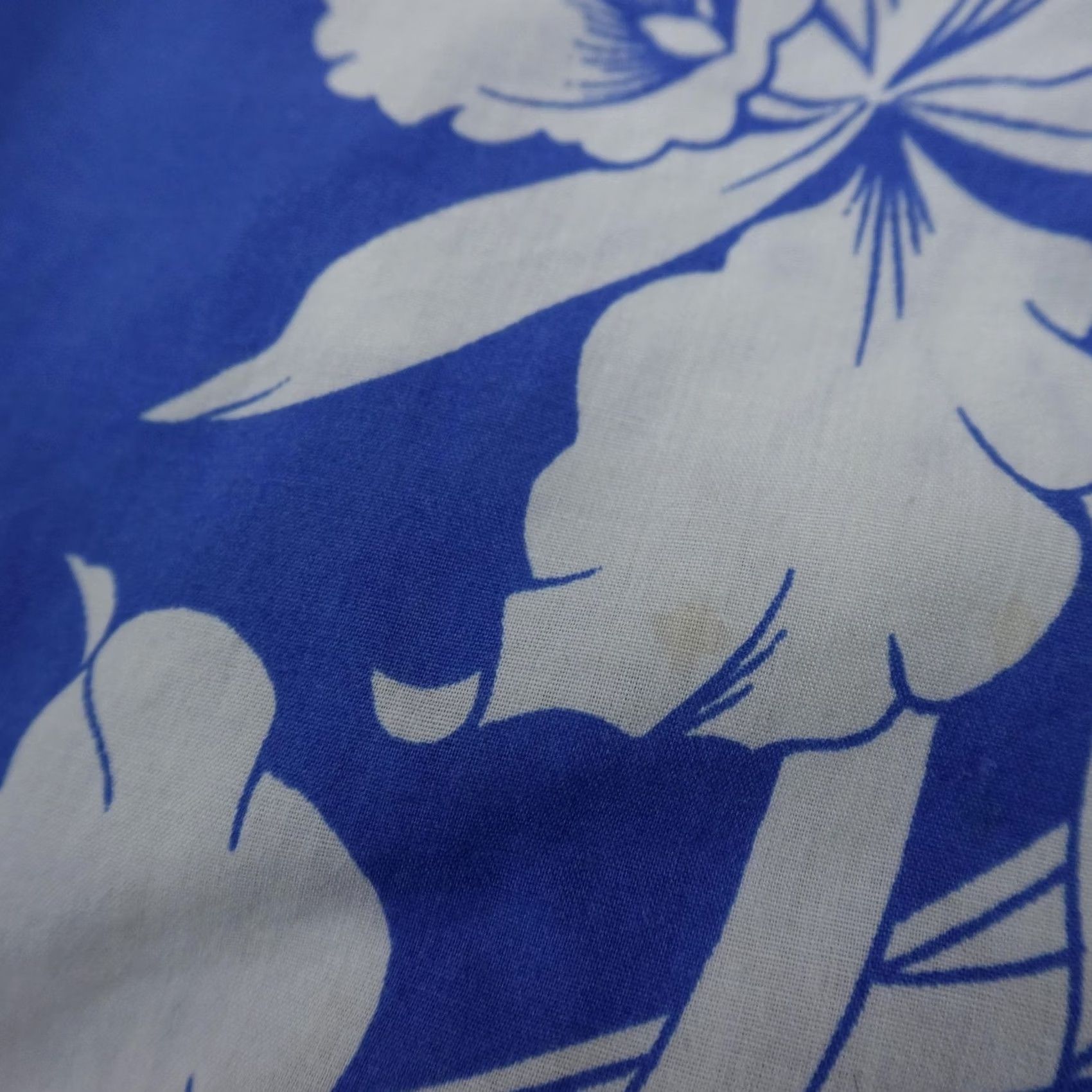 ALOHAS VINTAGE Kaikanahine Shirt Mens L Blue White Floral Hawaiian Aloha Button Up USA Size US L / EU 52-54 / 3 - 7 Thumbnail