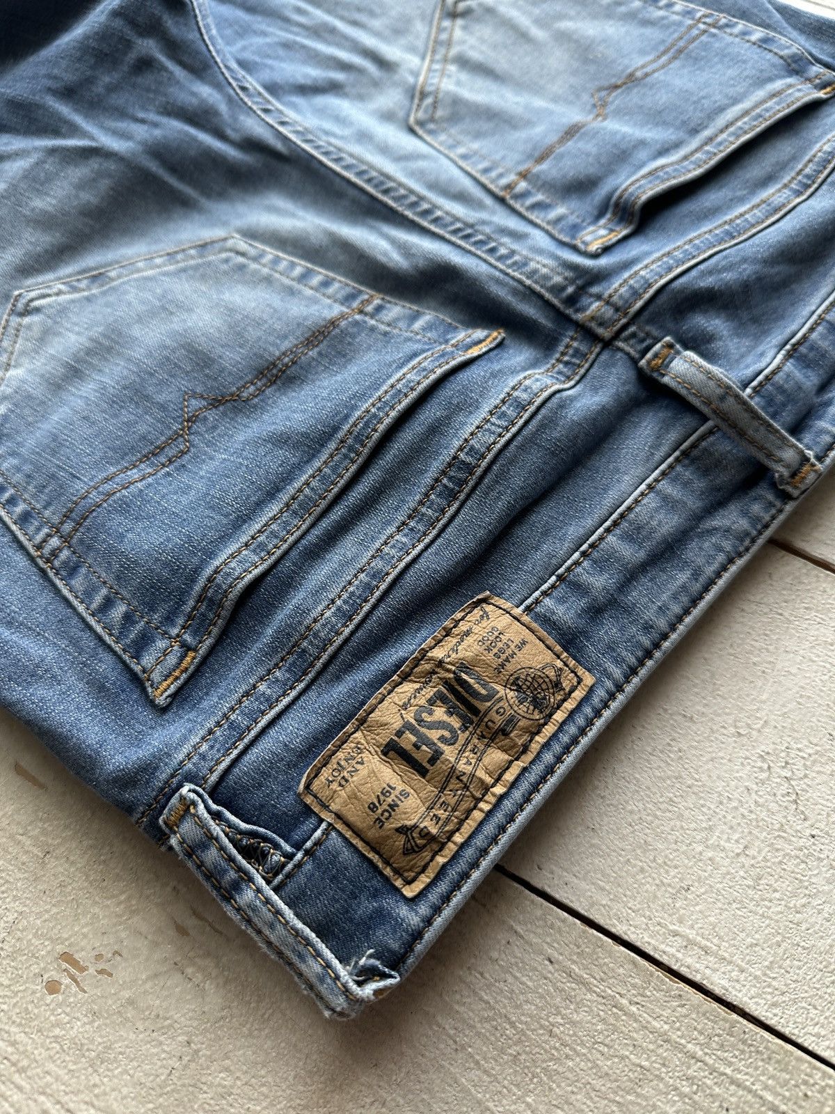 Diesel 🚨 DIESEL IFSIXWASNINE JEANS DENIM RARE Y2K FIT GOTHIC PUNK Size 27" / US 4 / IT 40 - 9 Thumbnail