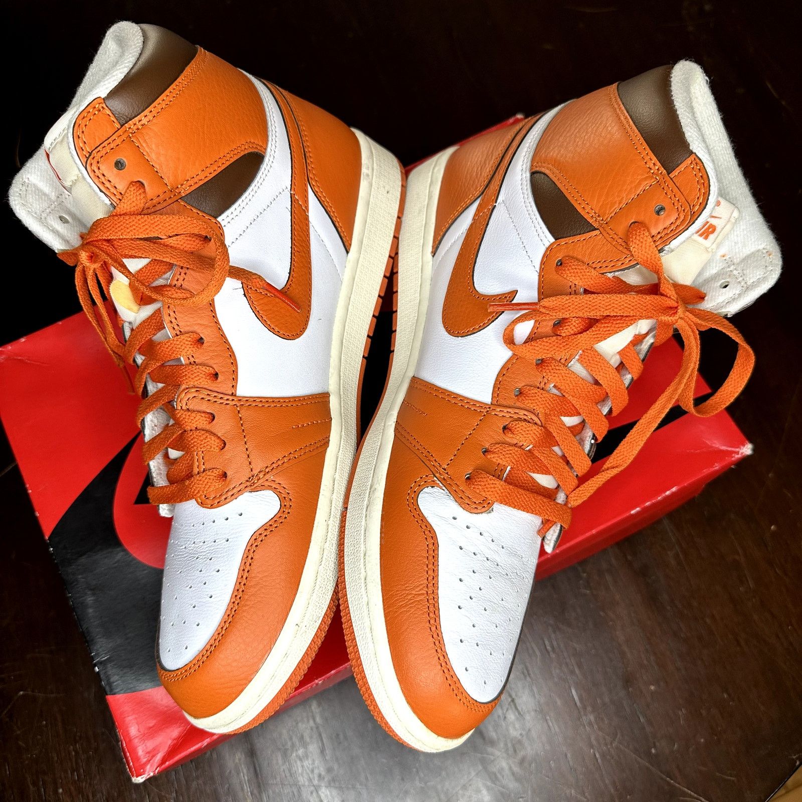 Jordan Brand Jordan 1 HI Wmns 'Starfish' Size US 10.5 / EU 43-44 - 3 Thumbnail