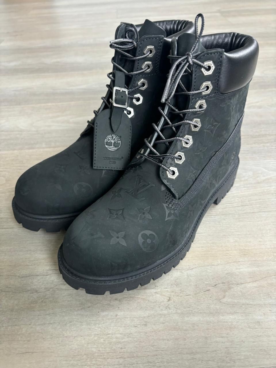 Louis Vuitton × Timberland LV x Timberland Monogram 6-In Ankle Boot Size US 9 / EU 42 - 1 Thumbnail
