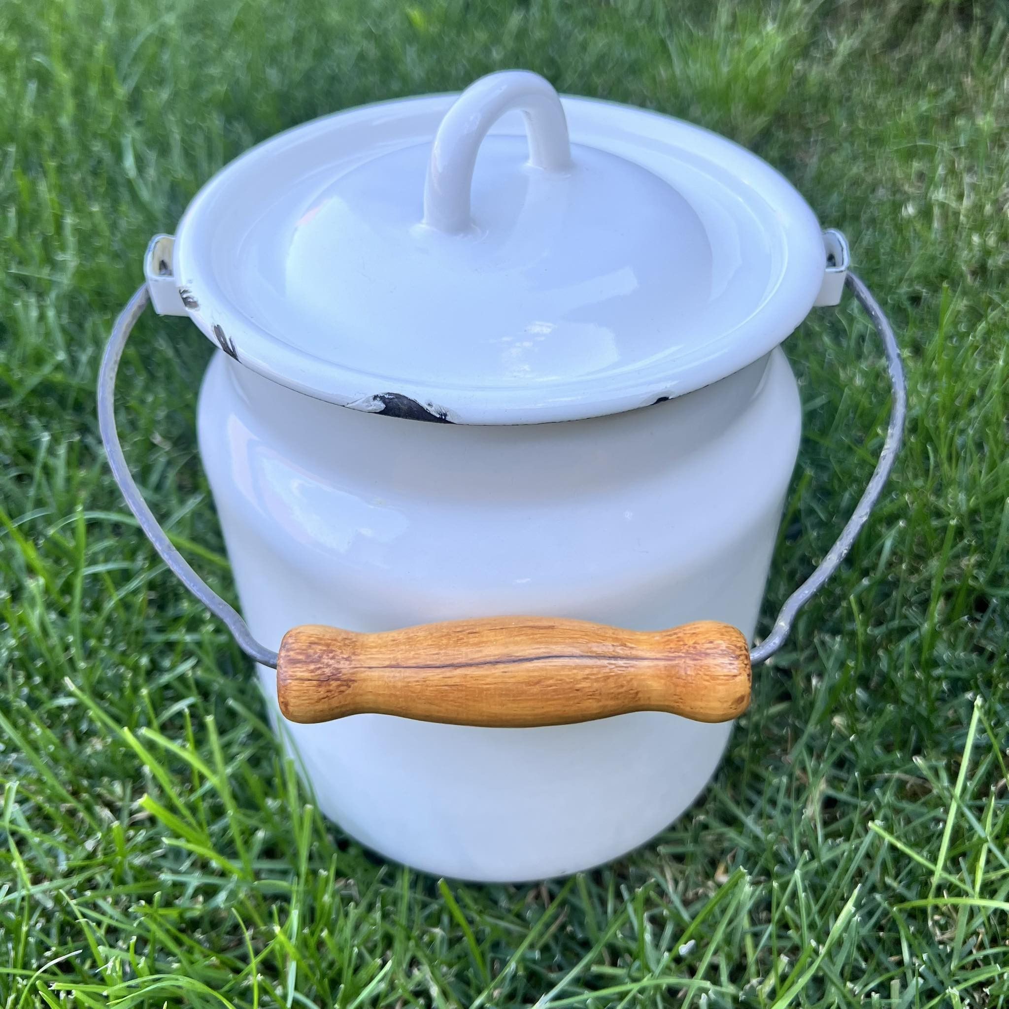 Vintage 1980 Vintage USSR Milk Pot Jug Can White enamelMetal Size ONE SIZE - 1 Thumbnail