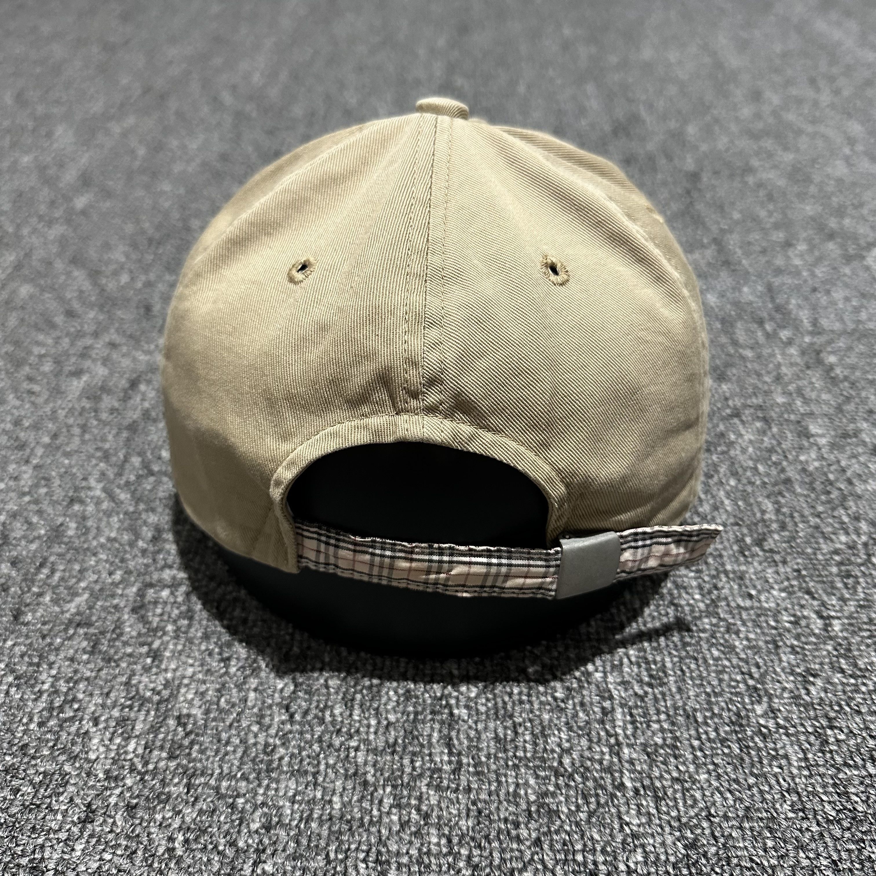 Burberry Burberry Hats Size ONE SIZE - 4 Thumbnail