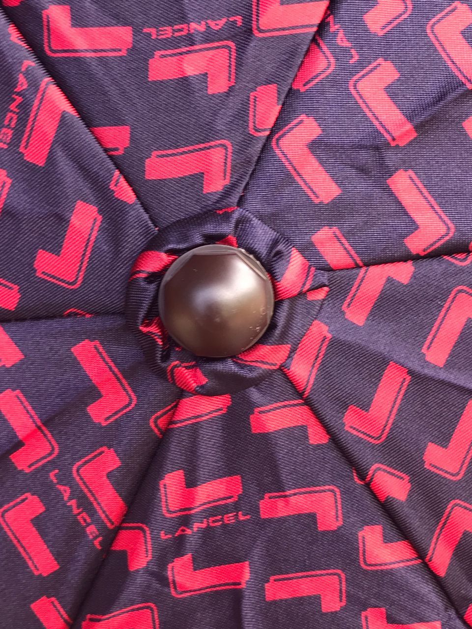 Designer × Lancel Lancel Monogram Umbrella & Leather Card Holder Size ONE SIZE - 11 Thumbnail
