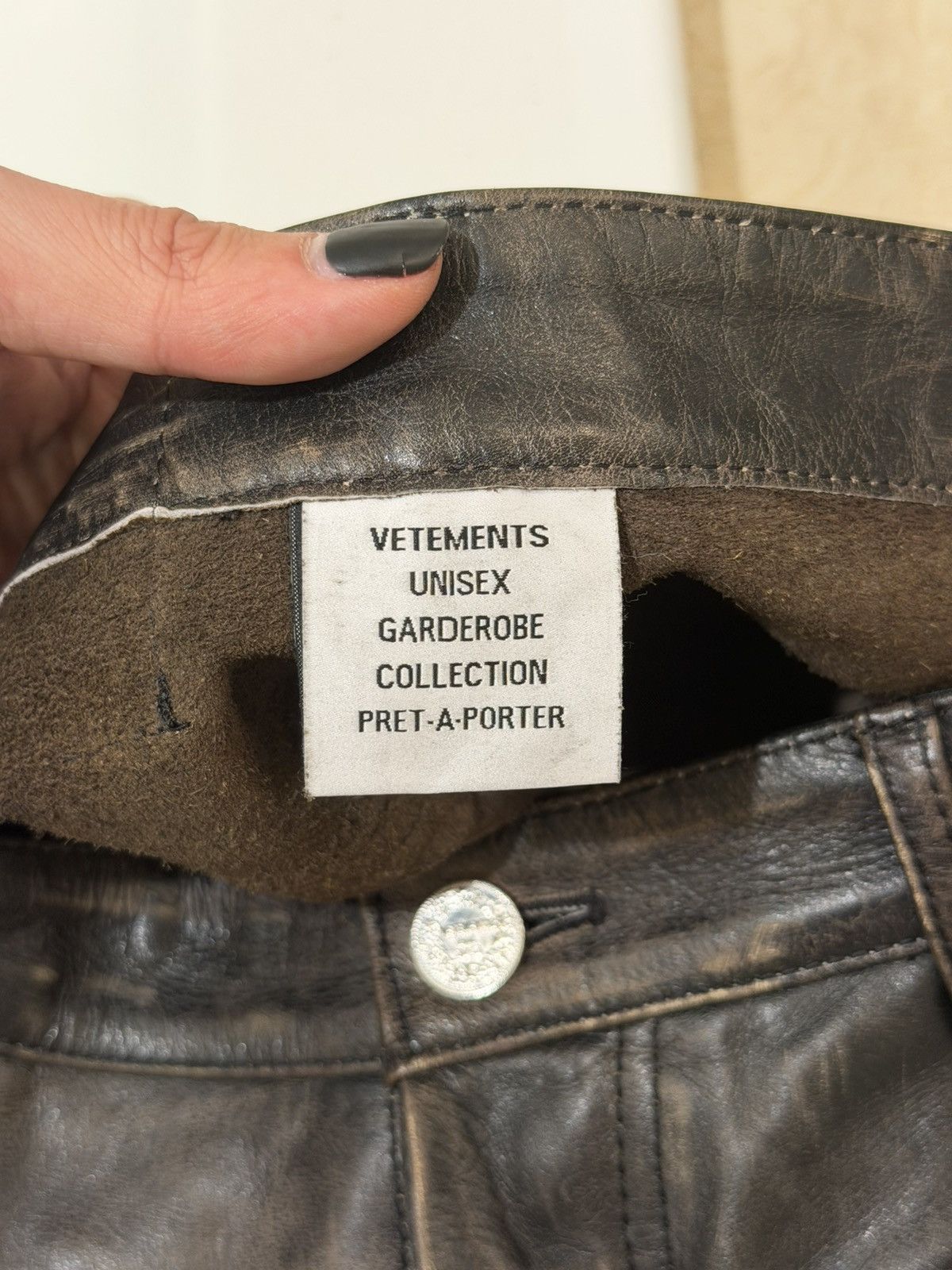 Vetements Vetements Calf Leather Pants – Natural Patina – Size M Size US 33 - 5 Thumbnail
