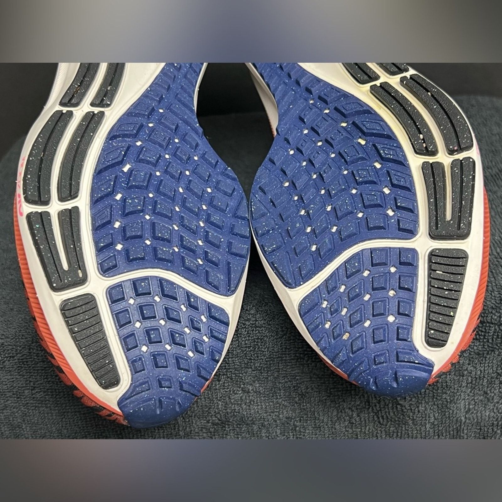 Nike Nike Air Zoom Pegasus Burnt Sunrise/Black Women's 7.5 EUC Size US 7.5 / IT 37.5 - 8 Thumbnail