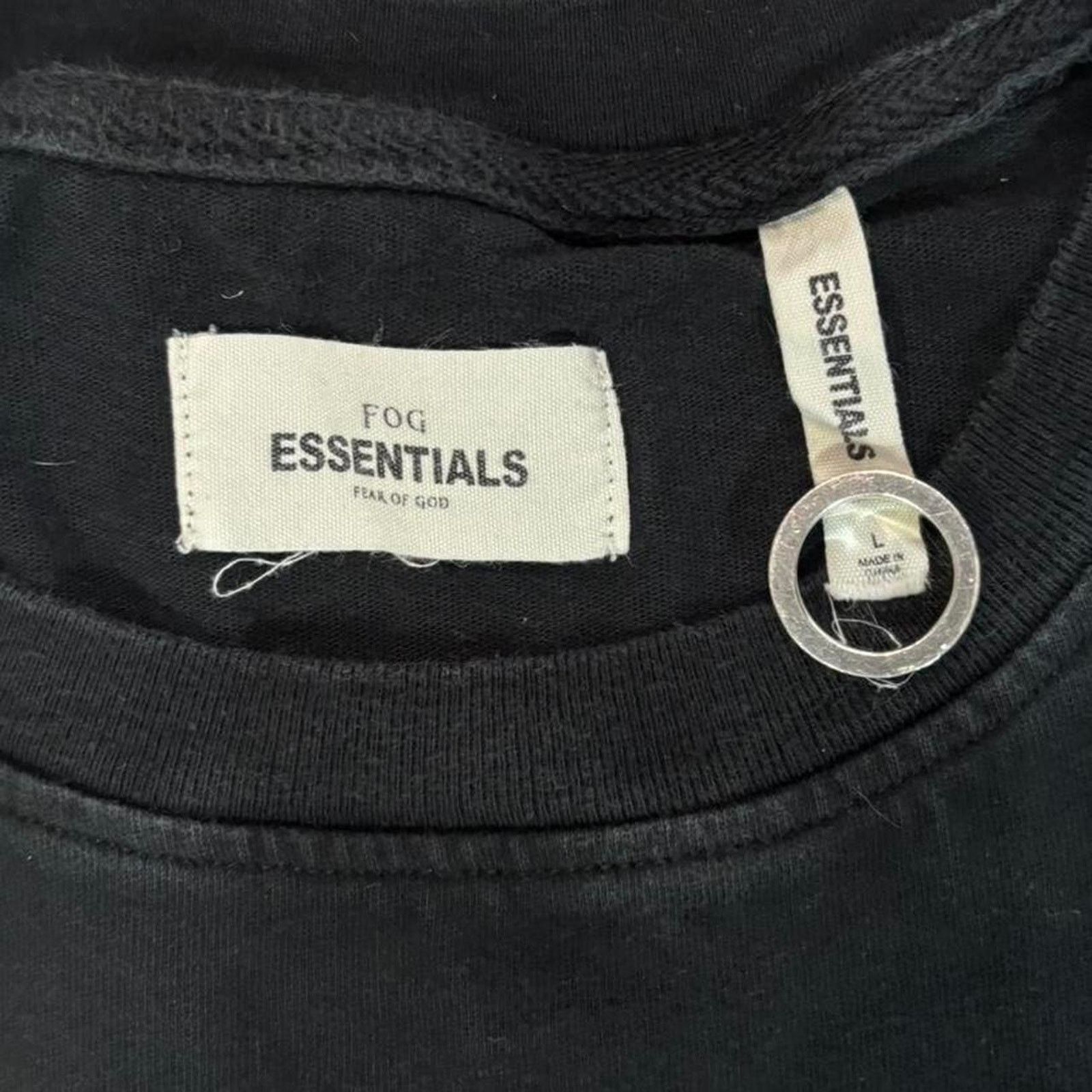 Essentials × Fear of God OG Black & White Fear Of God Essentials L / S Shirt! Size XL Size US XL / EU 56 / 4 - 7 Thumbnail