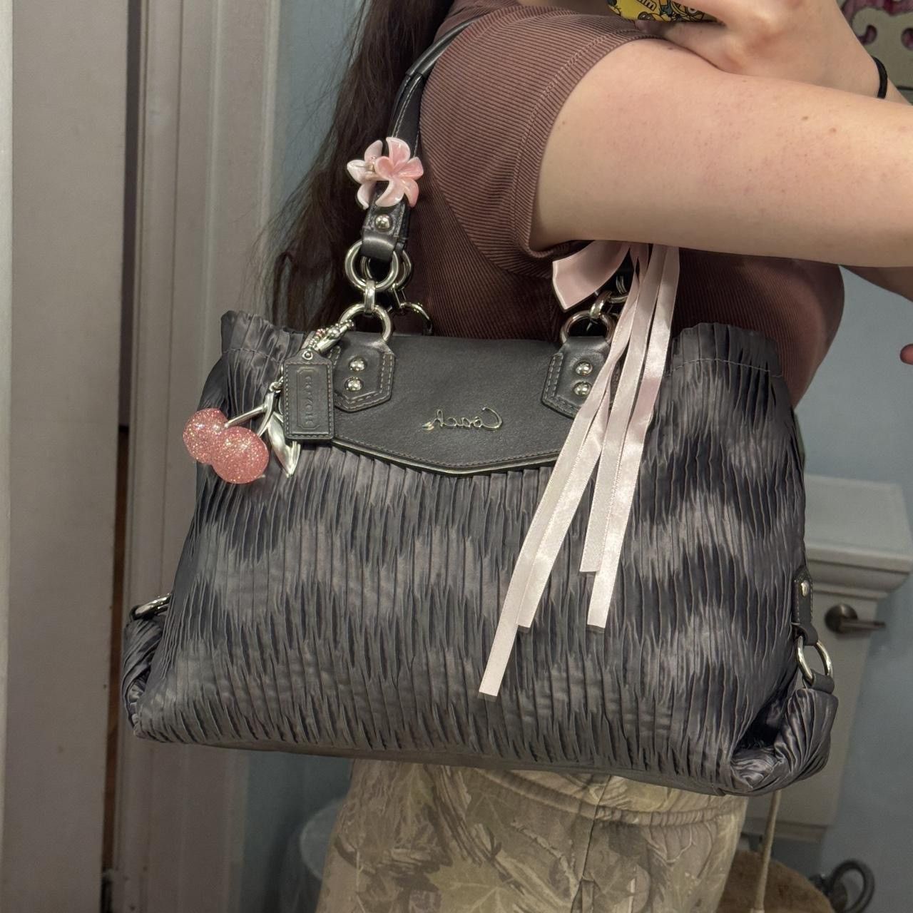 Coach Spacious Y2K Grey Coach Tote Size ONE SIZE - 8 Thumbnail