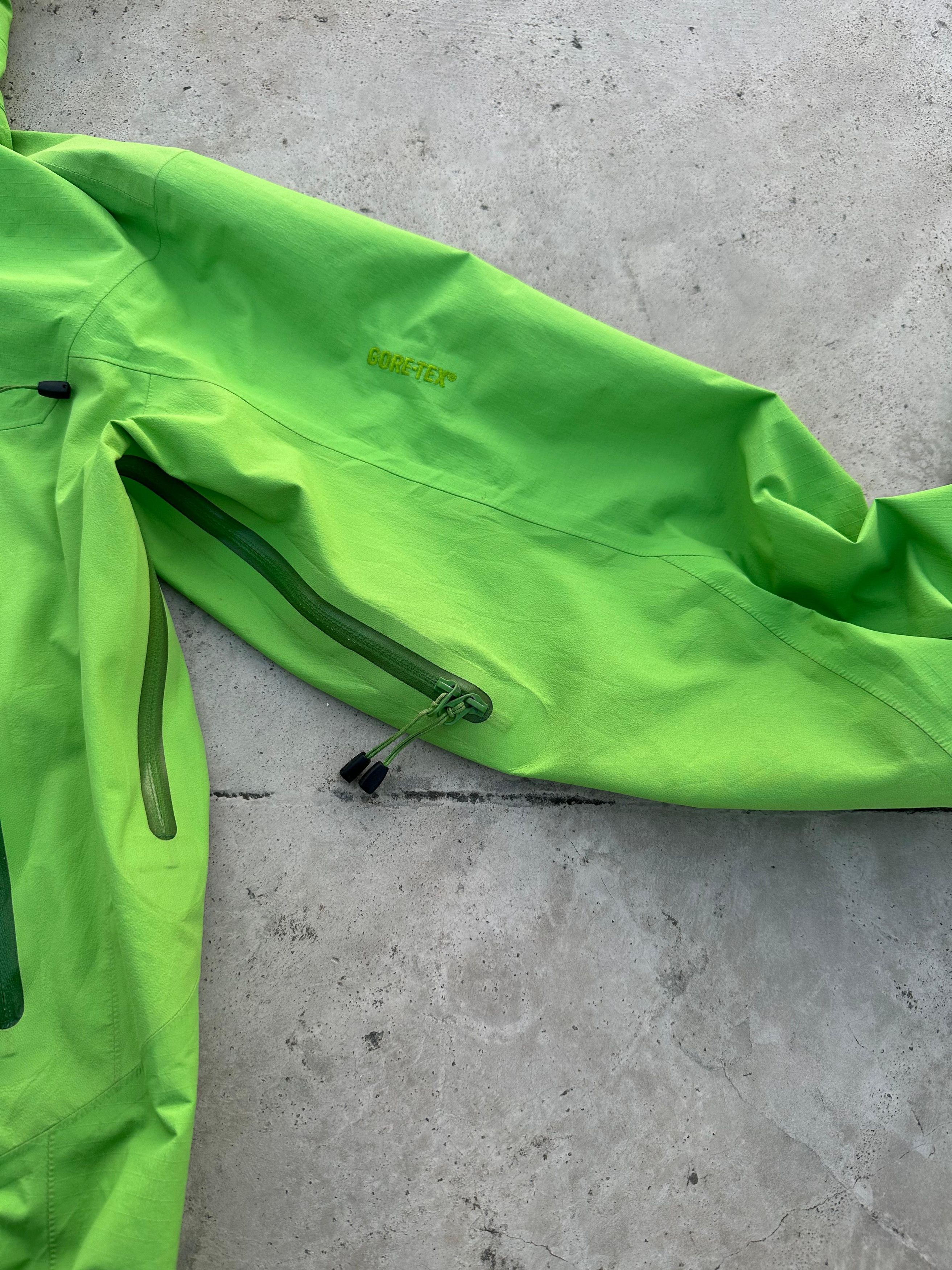 Arc'teryx Arc'terxy Beta LT Hybrid Gore Tex moss bloom jacket 2013 Size M / US 6-8 / IT 42-44 - 8 Thumbnail