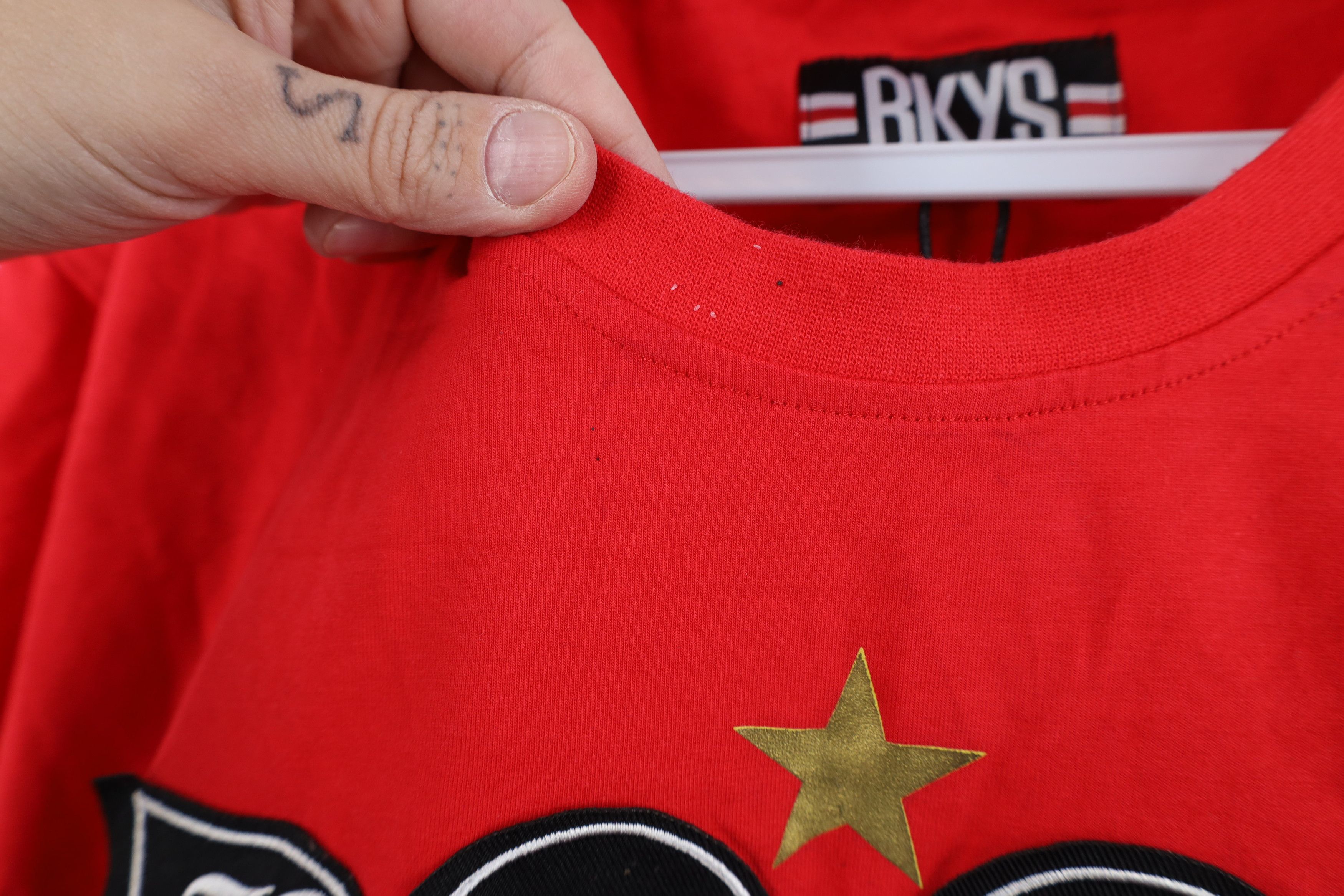Vintage Deadstock Y2K Streetwear de Lis UFC MMA Fighting T-Shirt Red Size US S / EU 44-46 / 1 - 6 Thumbnail