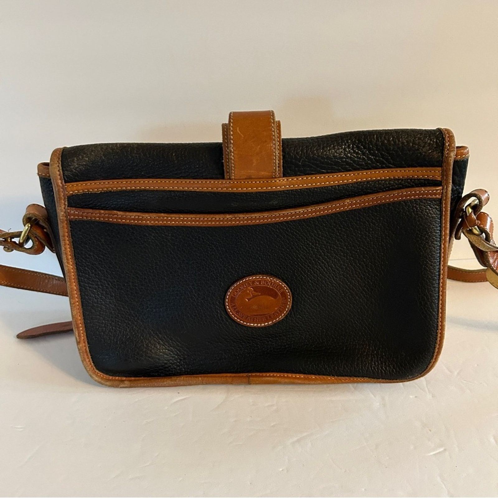 Dooney & Bourke Dooney and Bourke Black and Camel Handbag Size ONE SIZE - 2 Thumbnail