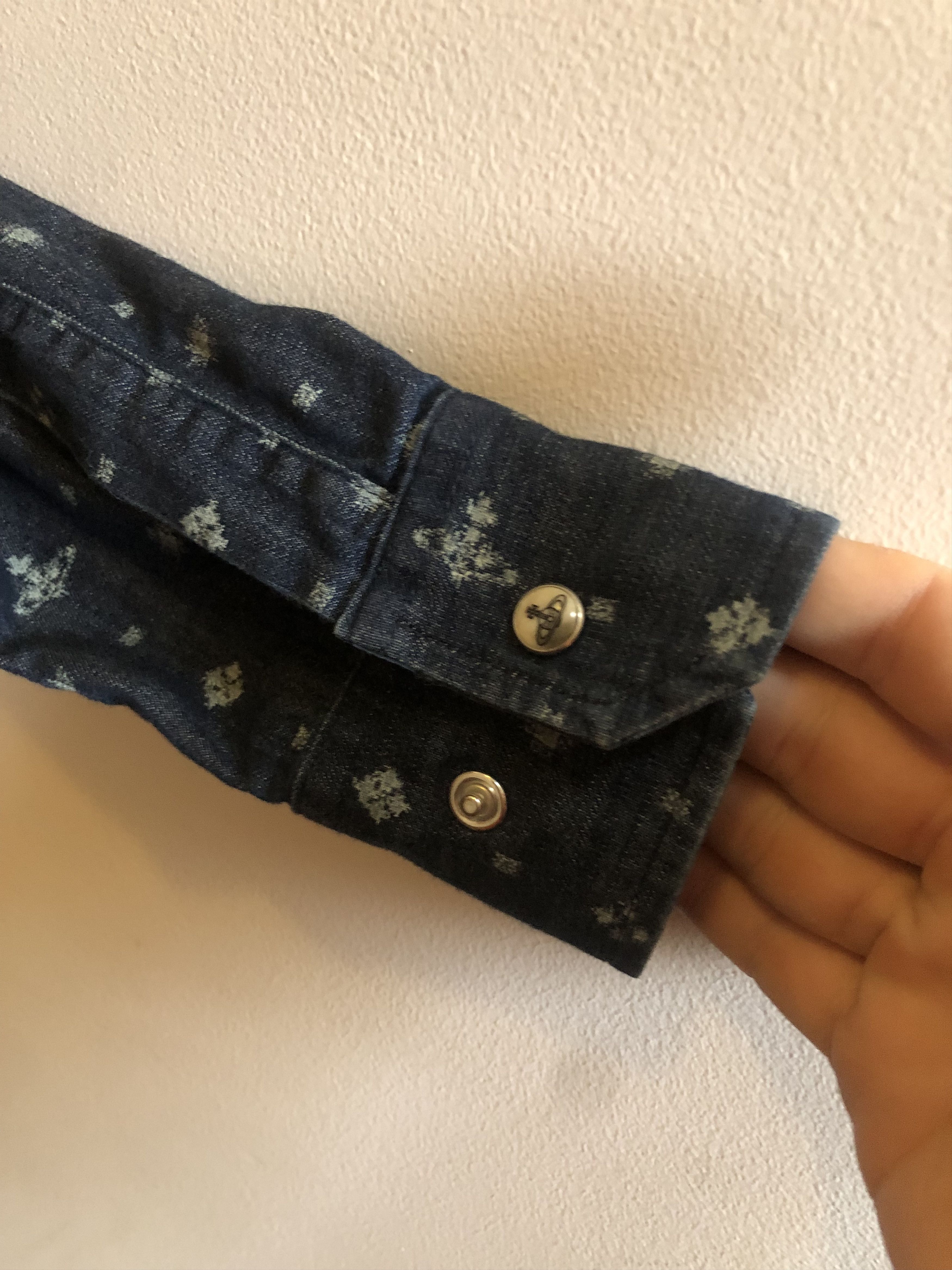 Vivienne Westwood Vivienne Westwood Crest Button Up Size US S / EU 44-46 / 1 - 5 Thumbnail