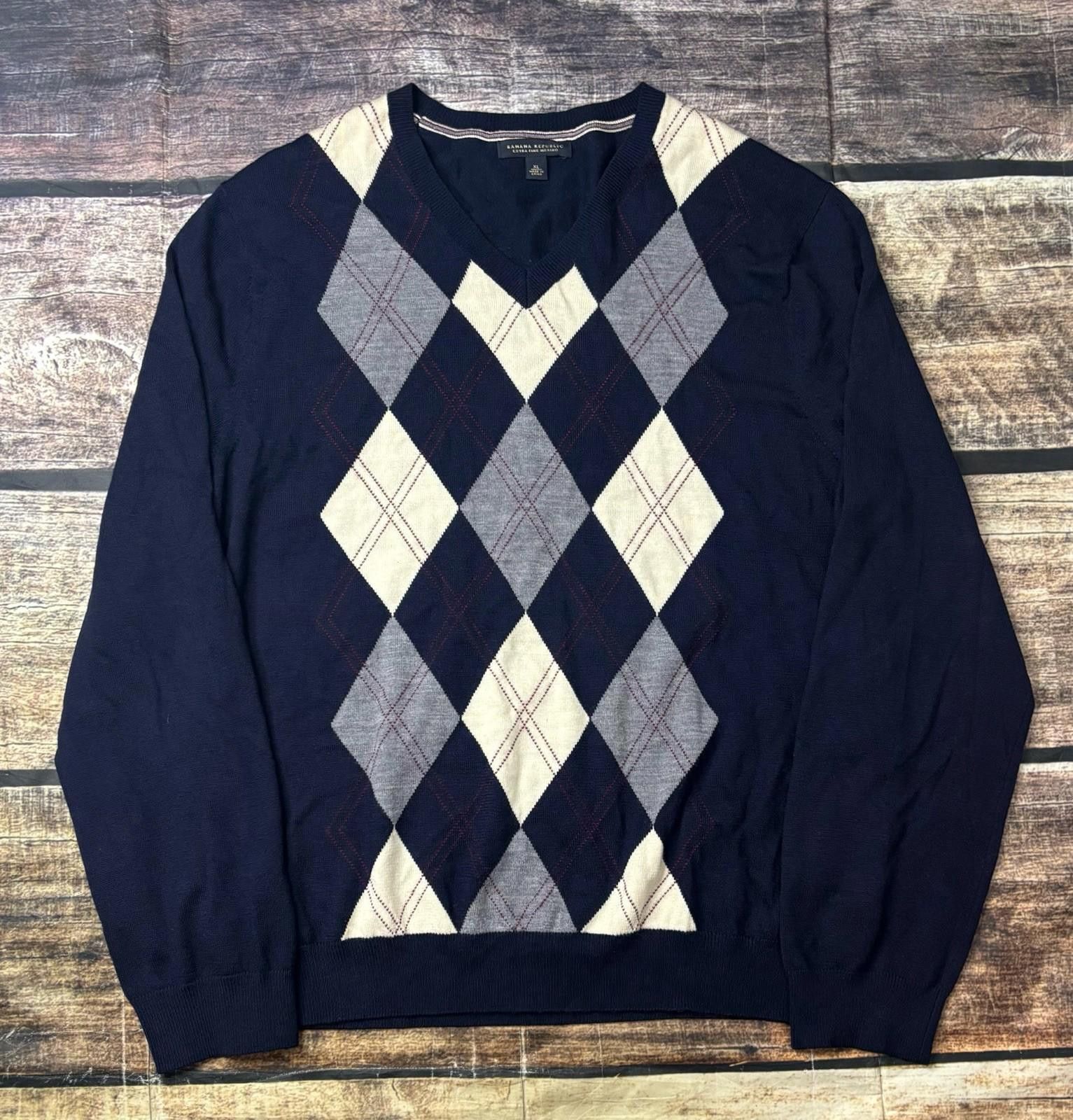 Banana Republic Banana Republic Sweater Mens L Merino Wool Argyle Diamond Size US L / EU 52-54 / 3 - 1 Thumbnail