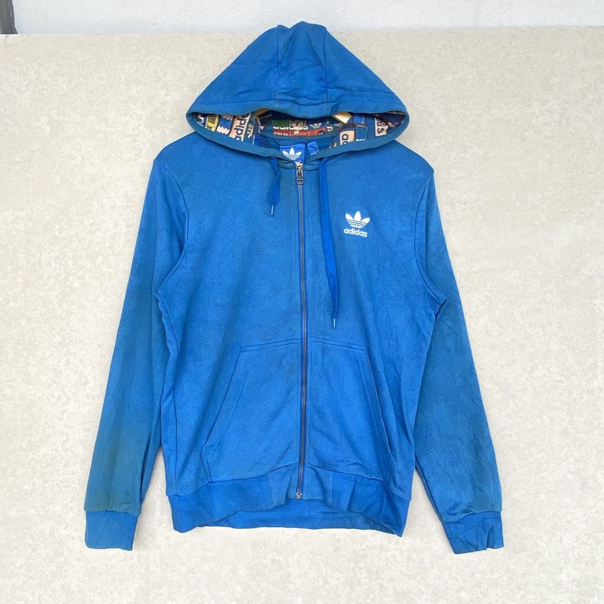 Other Vintage Adidas Hoodie Big Printed Sweater Blue Size M Size US M / EU 48-50 / 2 - 1 Thumbnail