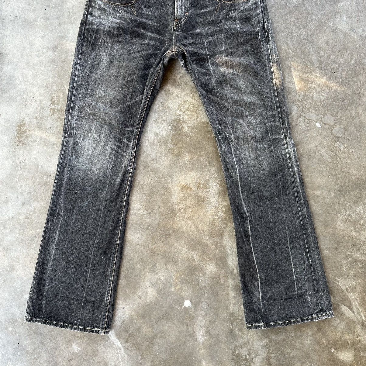 Japanese Brand Vintage Wrangler Distressed Raw Faded Denim Flare Jean Pant Size US 35 - 2 Thumbnail