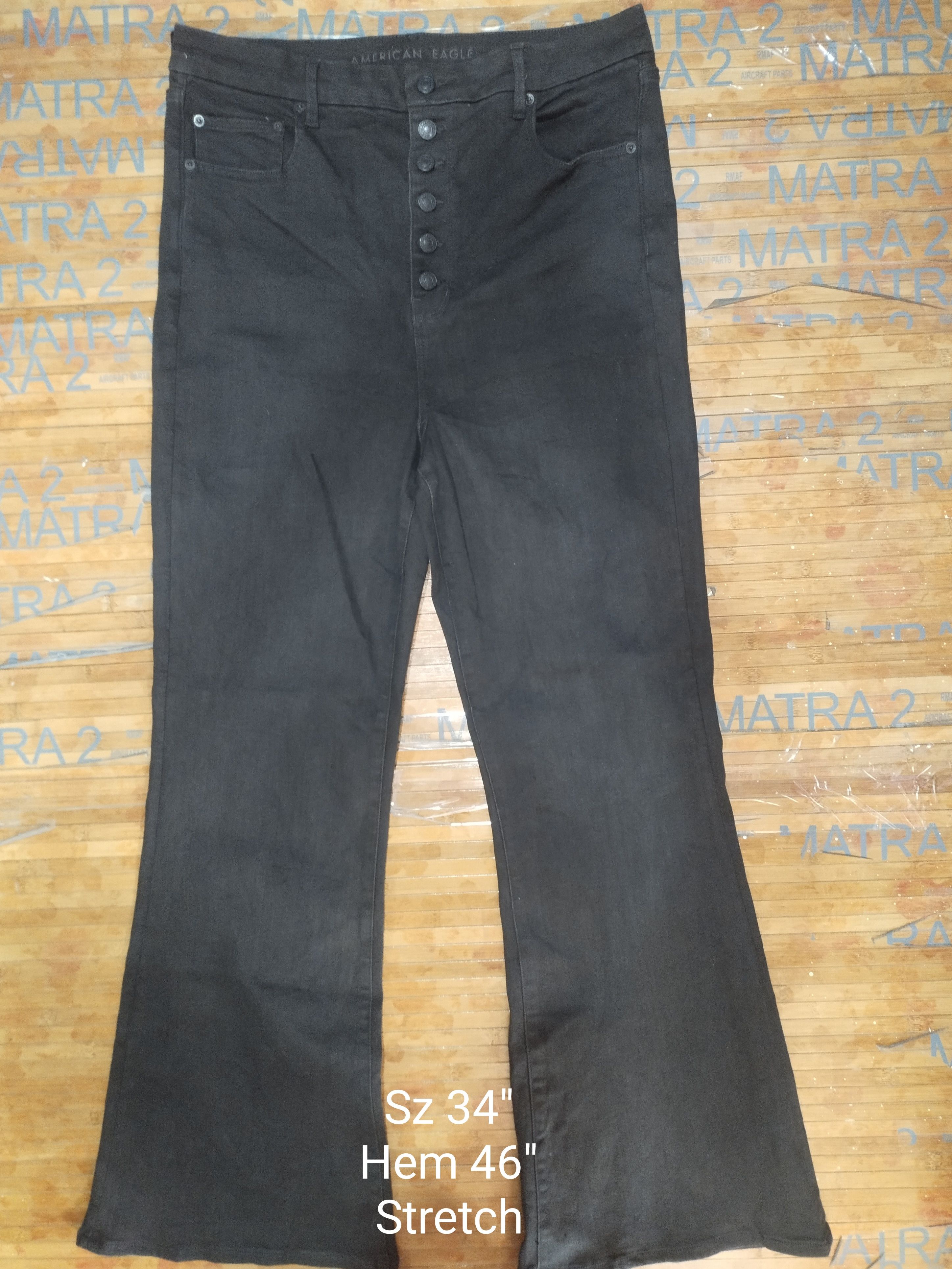 American Eagle Outfitters Jeans American Eagle - Baggy Style Sz 34" Size 34" / US 12 / IT 48 - 1 Thumbnail