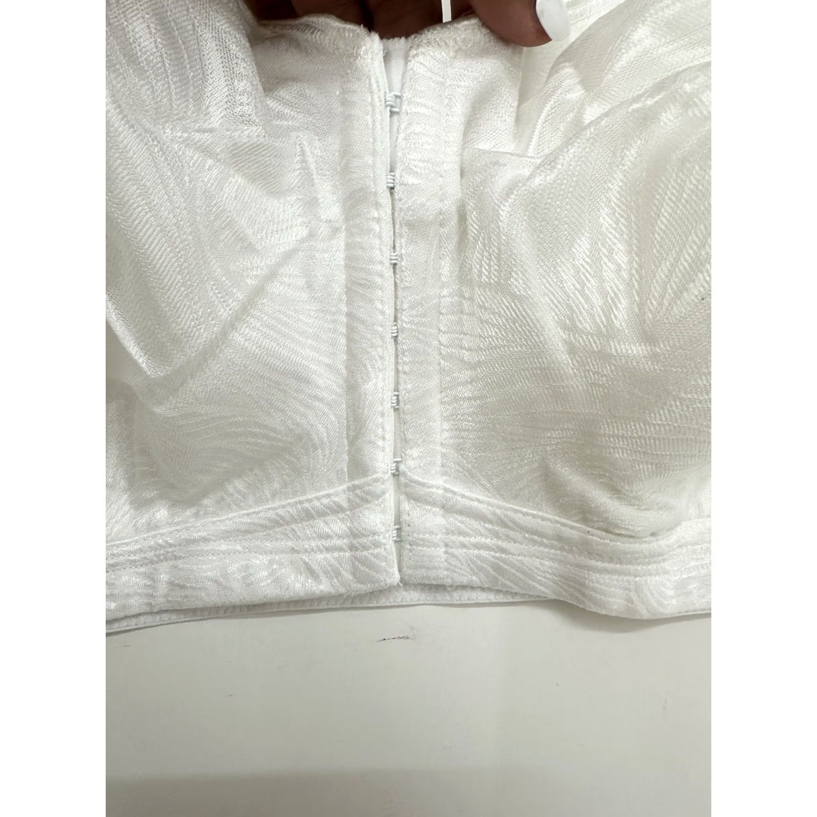 Vintage Playtex 18 Hour Womens Bra Size 46DD White Front Closure WPosture Boost E525 Shirt Womens Bra Size ONE SIZE - 2 Thumbnail