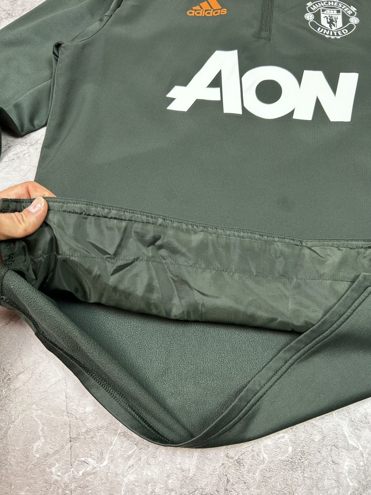 Adidas •Adidas Manchester United Long sleeve 61 Training jersey Size US M / EU 48-50 / 2 - 6 Thumbnail
