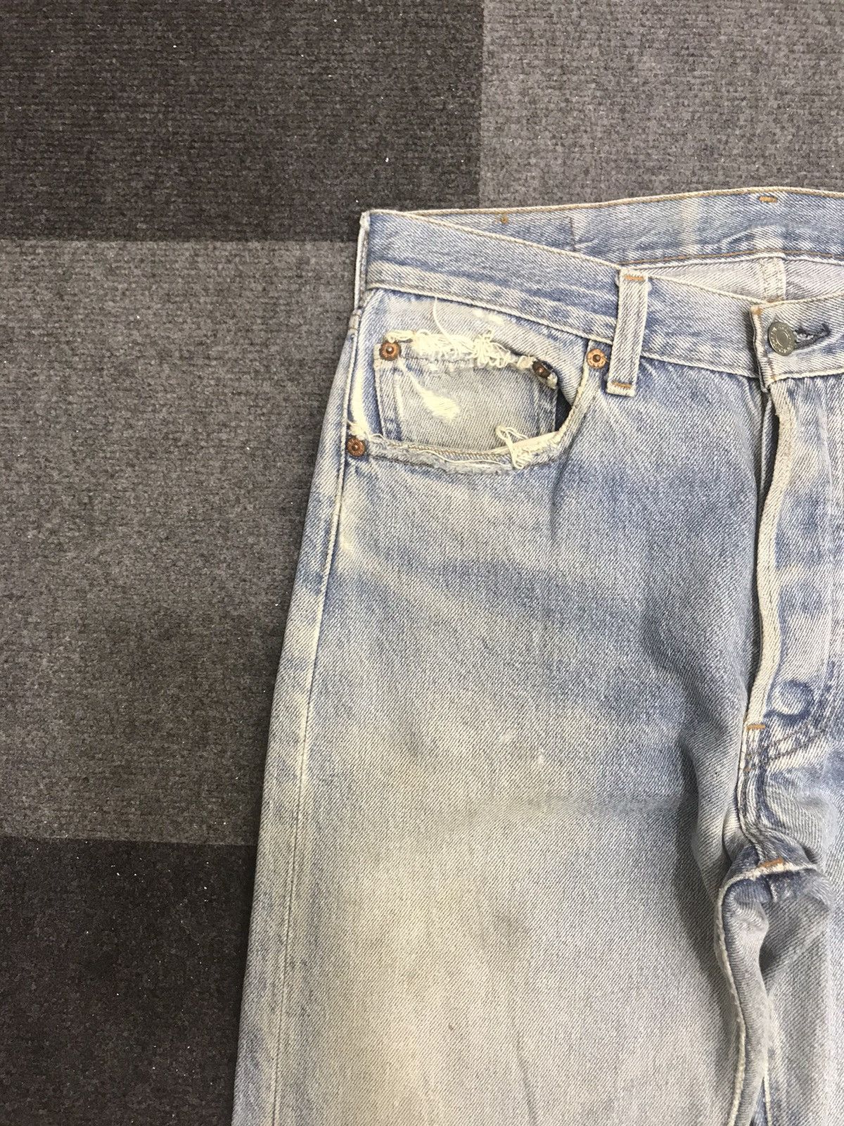 Levi's Vintage Levis 501 Light wash Distressed Jeans Size US 30 / EU 46 - 3 Thumbnail