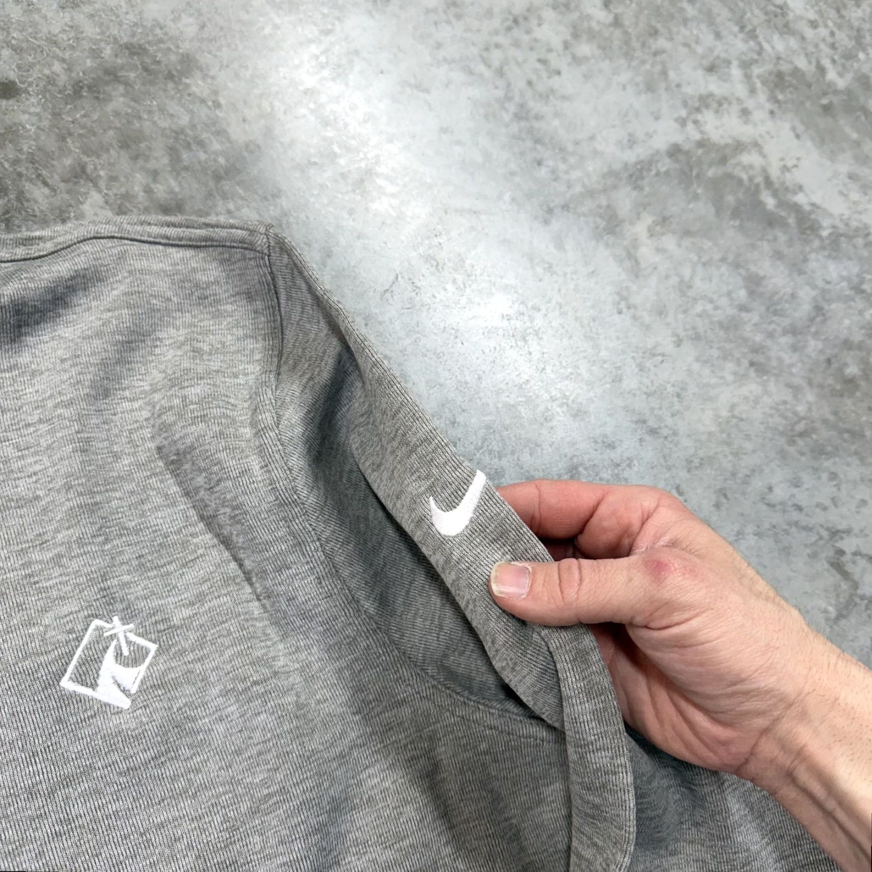 Nike Nike Sweatshirt Mens XL Gray 1/4 Zip Mock Neck Pullover Knit Logo Athletic Top Size US XL / EU 56 / 4 - 4 Thumbnail