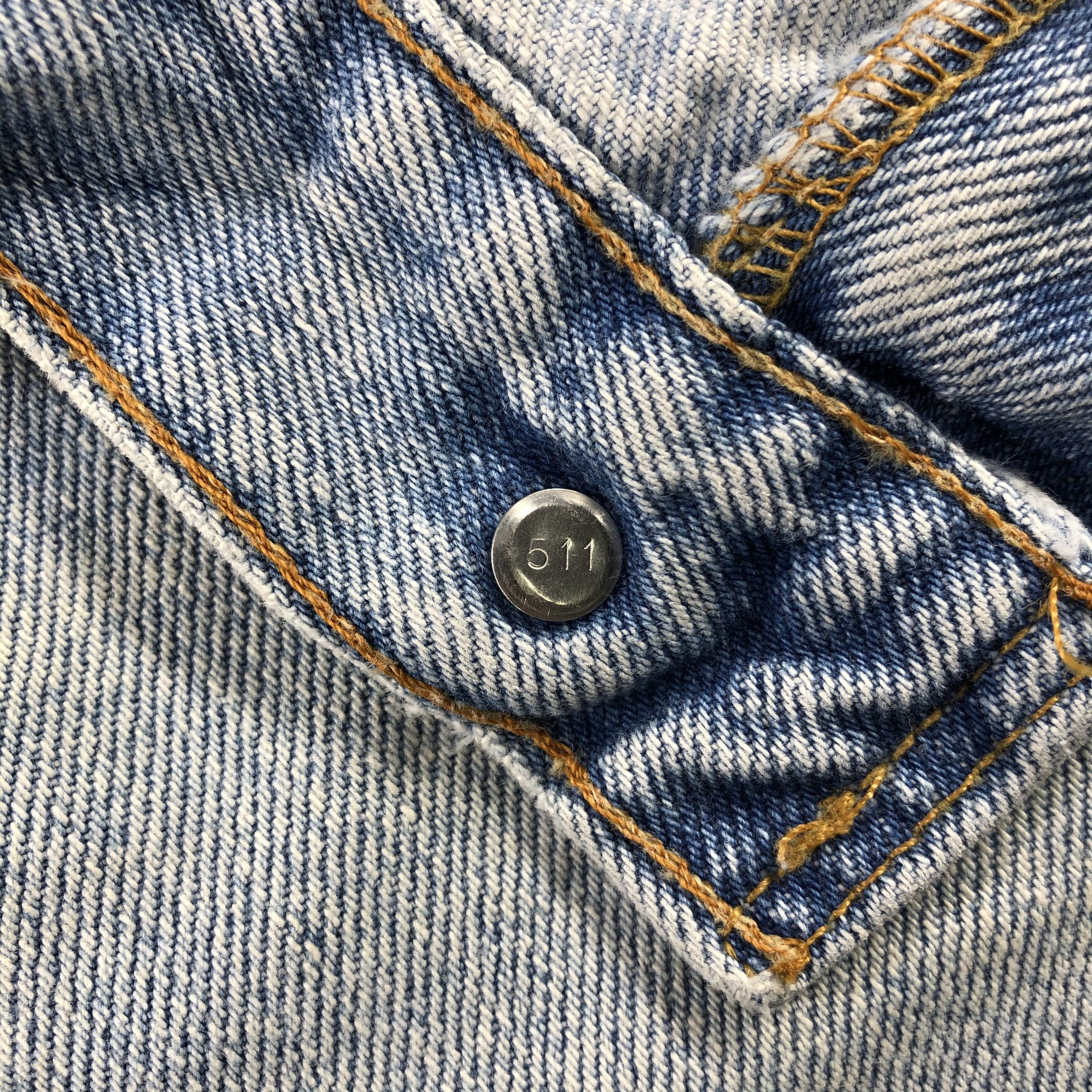 Levi's Vintage Levi's 505 Jeans Medium Wash Denim KJ798 Size US 32 / EU 48 - 8 Thumbnail