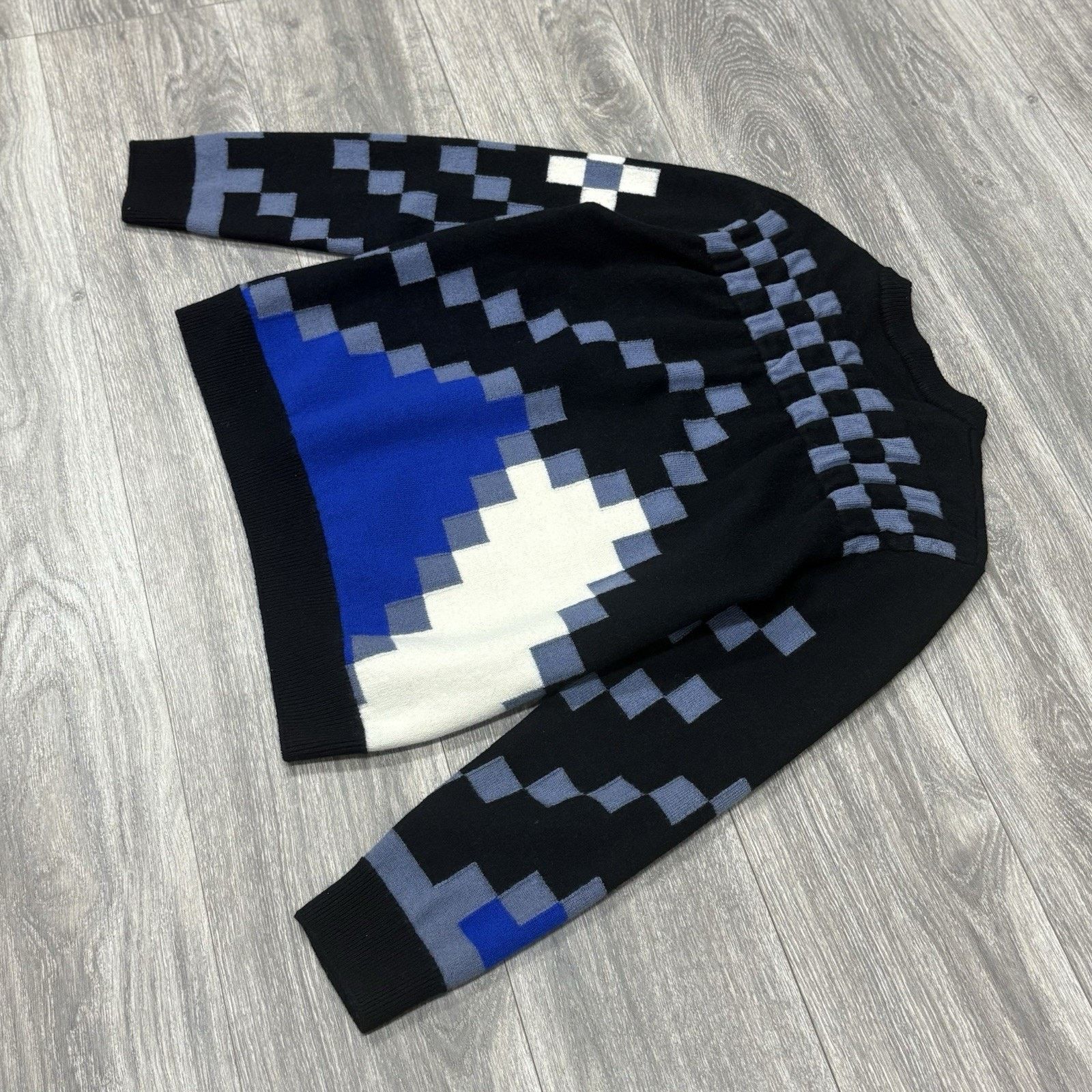 Louis Vuitton Louis Vuitton Fair Isle Macro Knit Sweater ' Black Blue ' Size US L / EU 52-54 / 3 - 12 Thumbnail