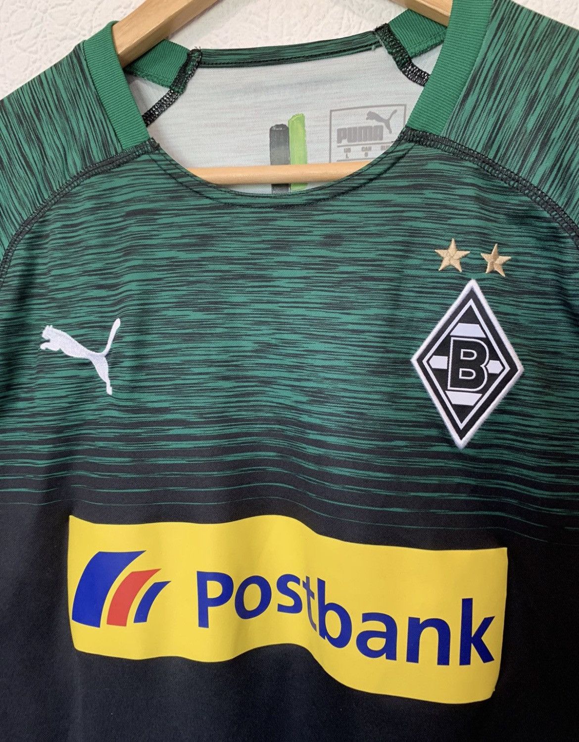 Puma RAFFAEL BORUSSIA MONCHENGLADBACH 2018/2019 HOME KIT SOCCER Size US L / EU 52-54 / 3 - 4 Thumbnail
