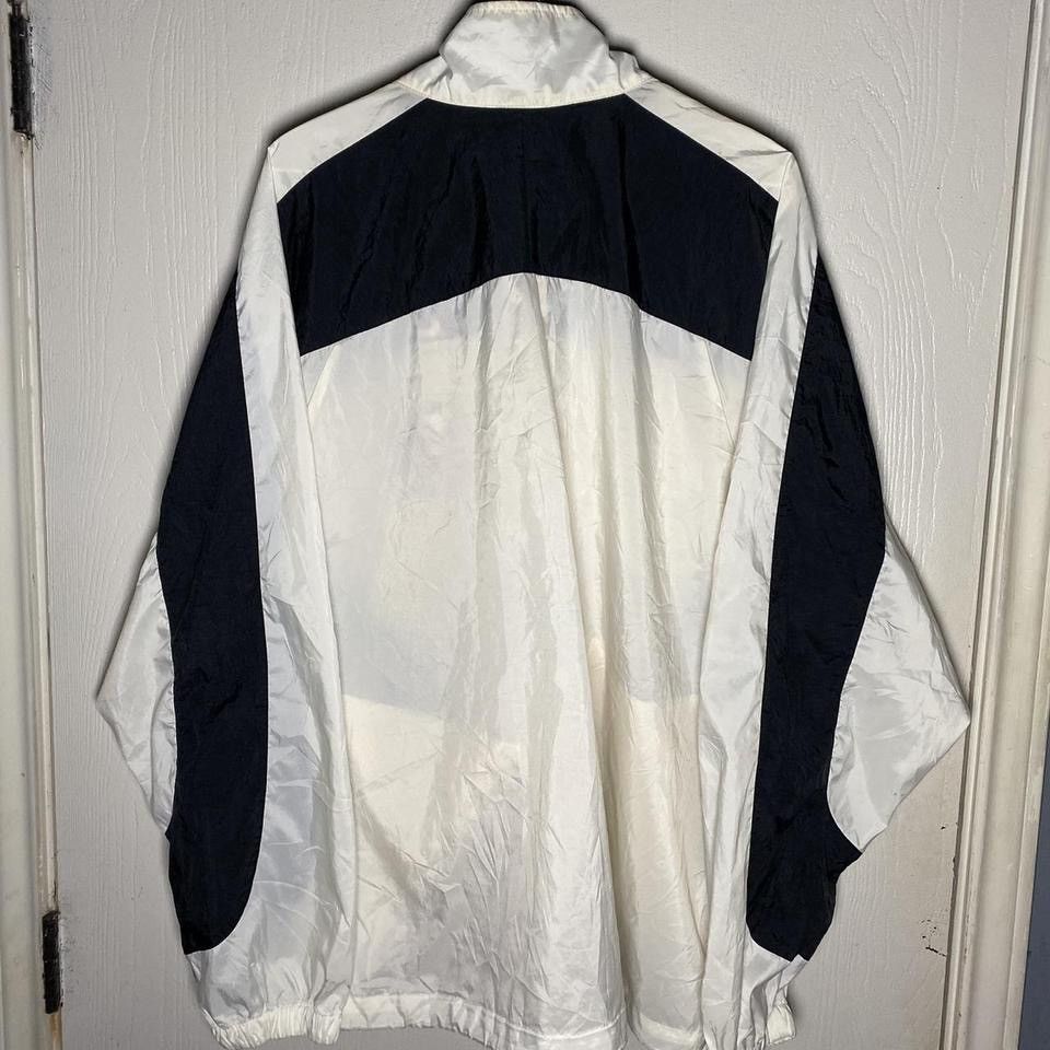 Nike × Vintage Vintage 90s Nike Windbreaker Size US XL / EU 56 / 4 - 8 Thumbnail