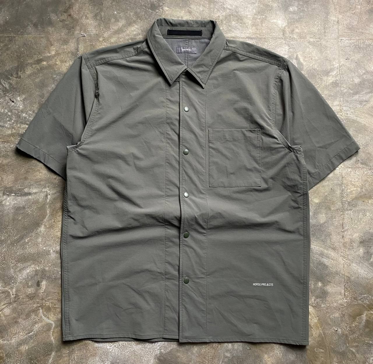 Norse Projects Norse Project Poplin S/S Shirt Size US S / EU 44-46 / 1 - 1 Thumbnail