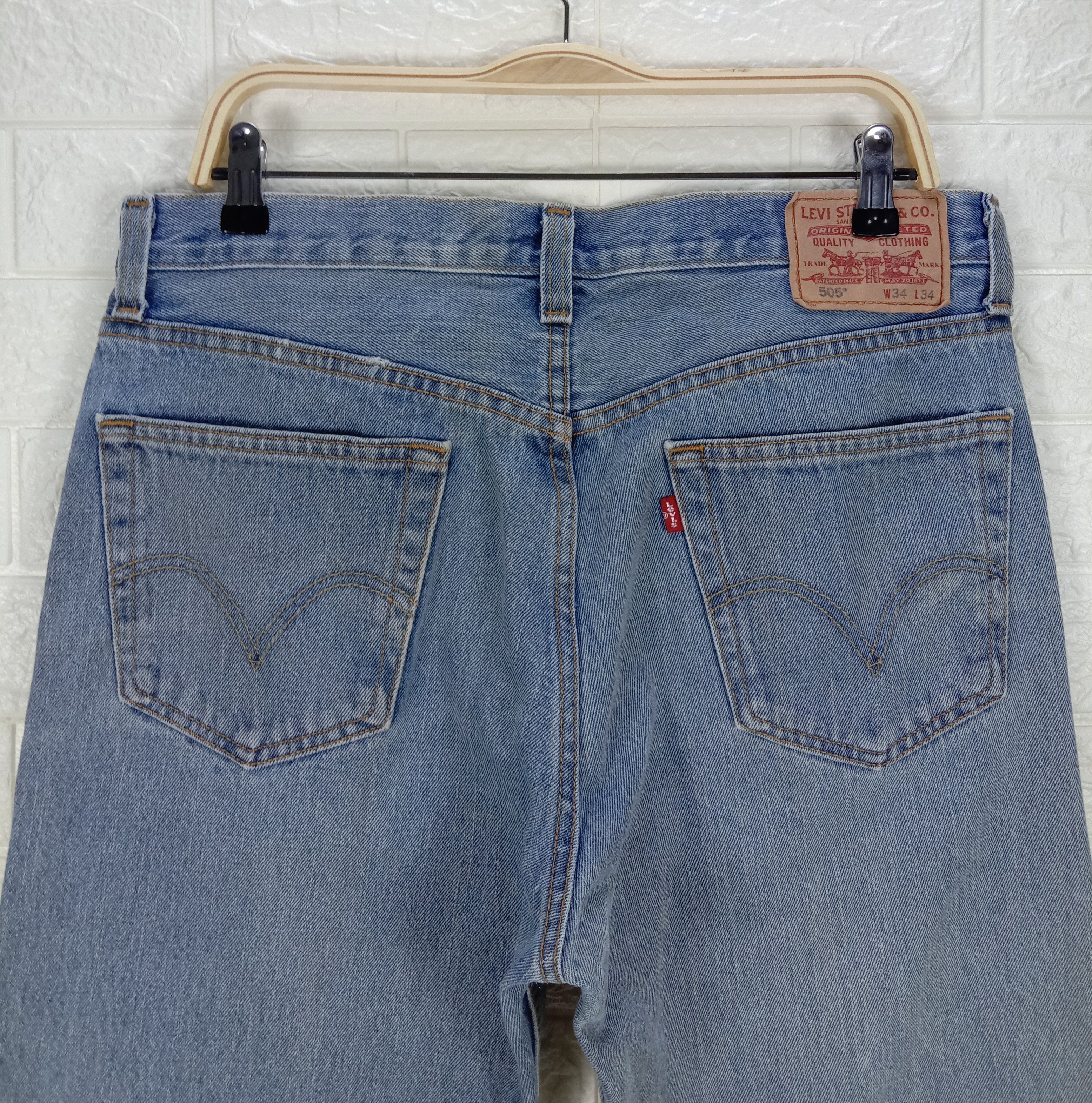Levi's Vintage Levi's 505 Jeans Light Wash Regular Fit Denim Size US 34 / EU 50 - 6 Thumbnail