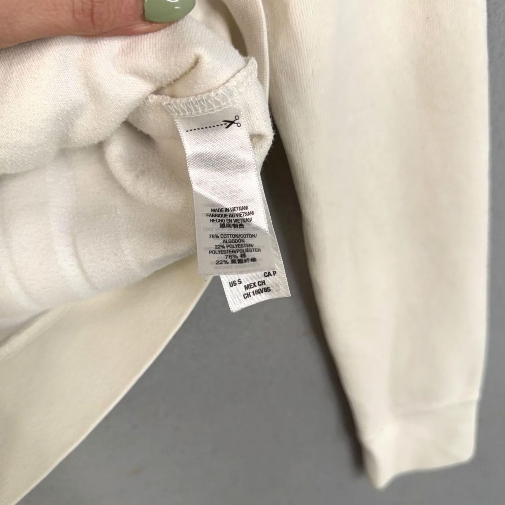 Juicy Couture Juicy Couture Hoodie Womens Small White Velour Full Zip Just Juicy Glitter Y2K Glit zy Logo Zip Pockets Size S / US 4 / IT 40 - 6 Thumbnail