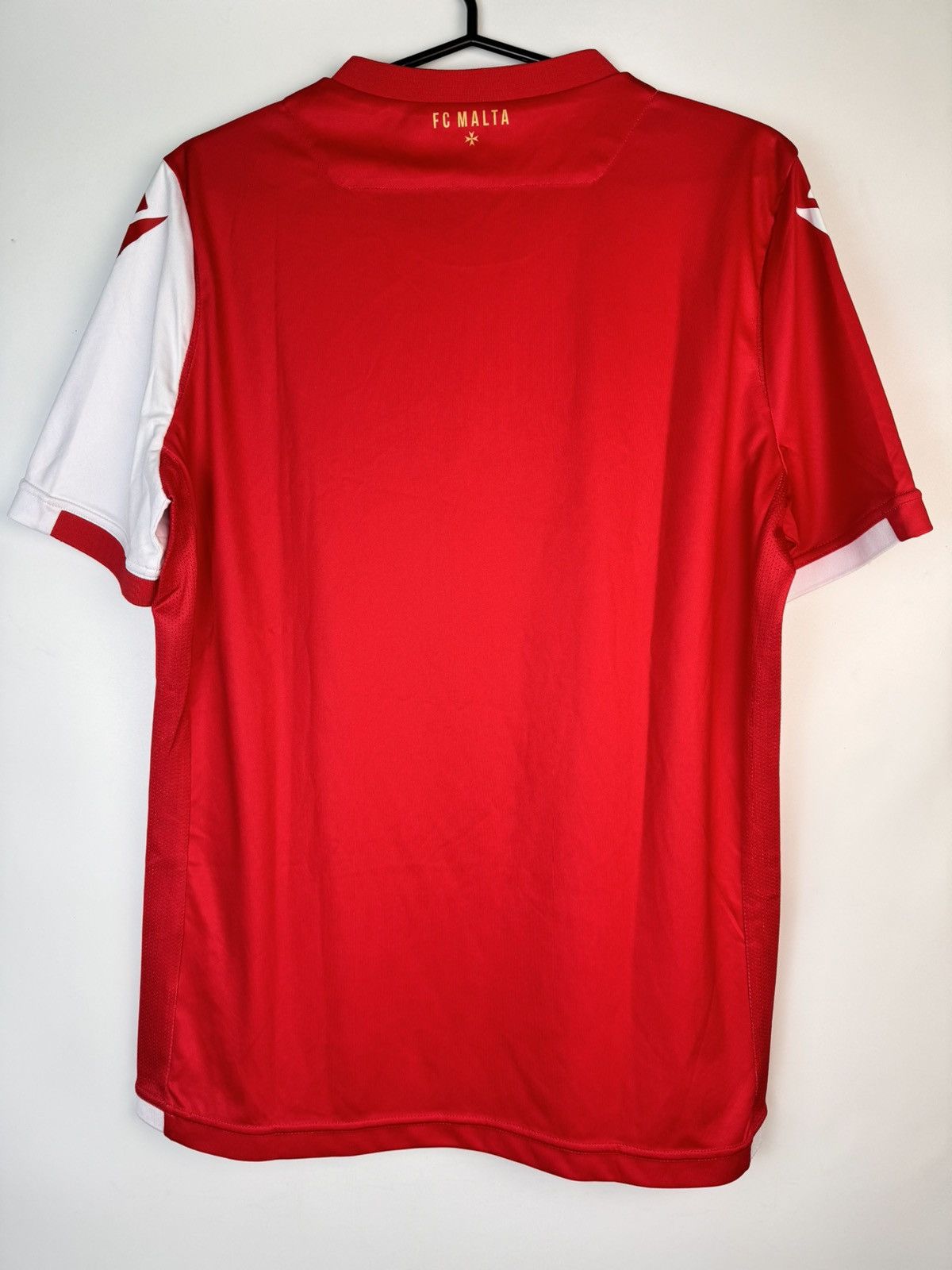 Macron Macron fc Malta soccer jersey rare football shirt Size US M / EU 48-50 / 2 - 2 Thumbnail