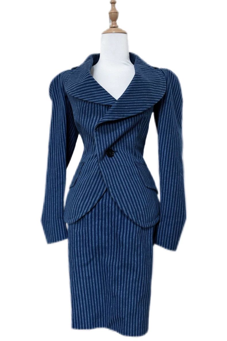 Vivienne Westwood Vivienne Westwood Dark blue striped main line suit Size XS / US 0-2 / IT 36-38 - 1 Thumbnail