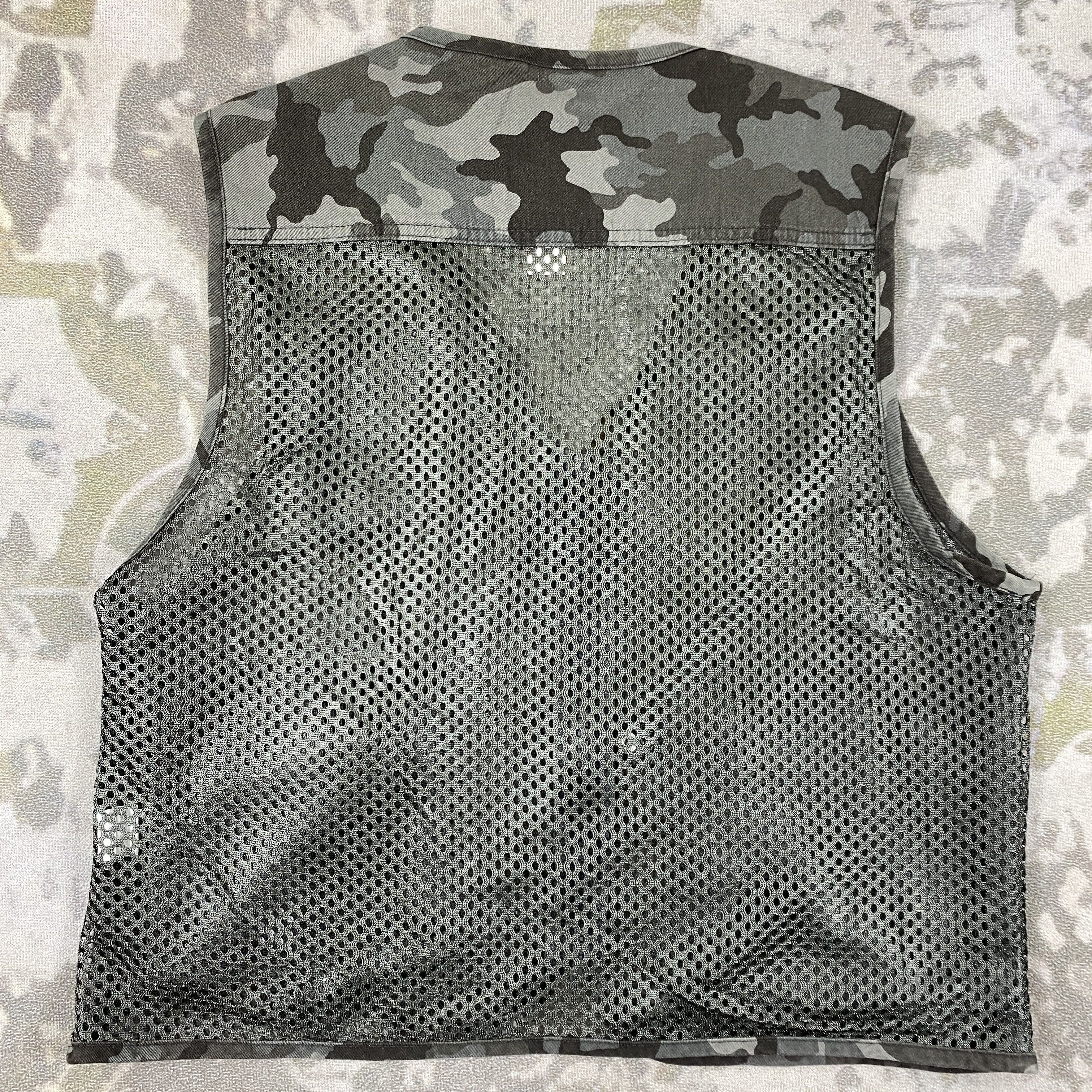 Japanese Brand Vintage Japanese Brand Nepuca Oudoor Camo Vest- J277 Size US XS / EU 42 / 0 - 2 Thumbnail