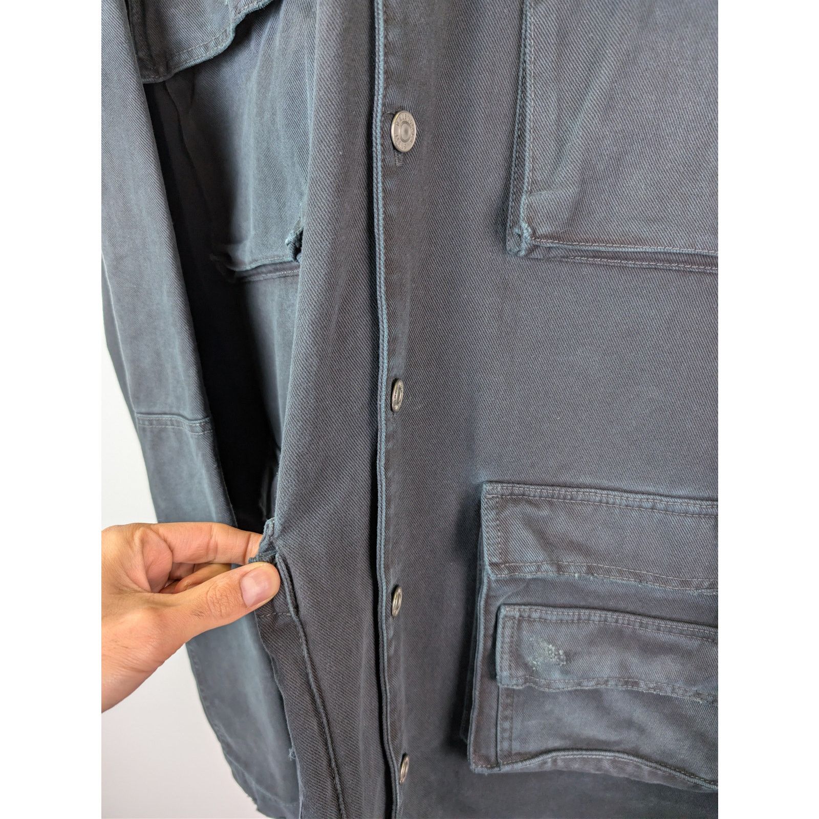 Balenciaga o1rshd1 Left-Hand Denim Cargo Shirt in Sunbleached Black Size US M / EU 48-50 / 2 - 8 Thumbnail
