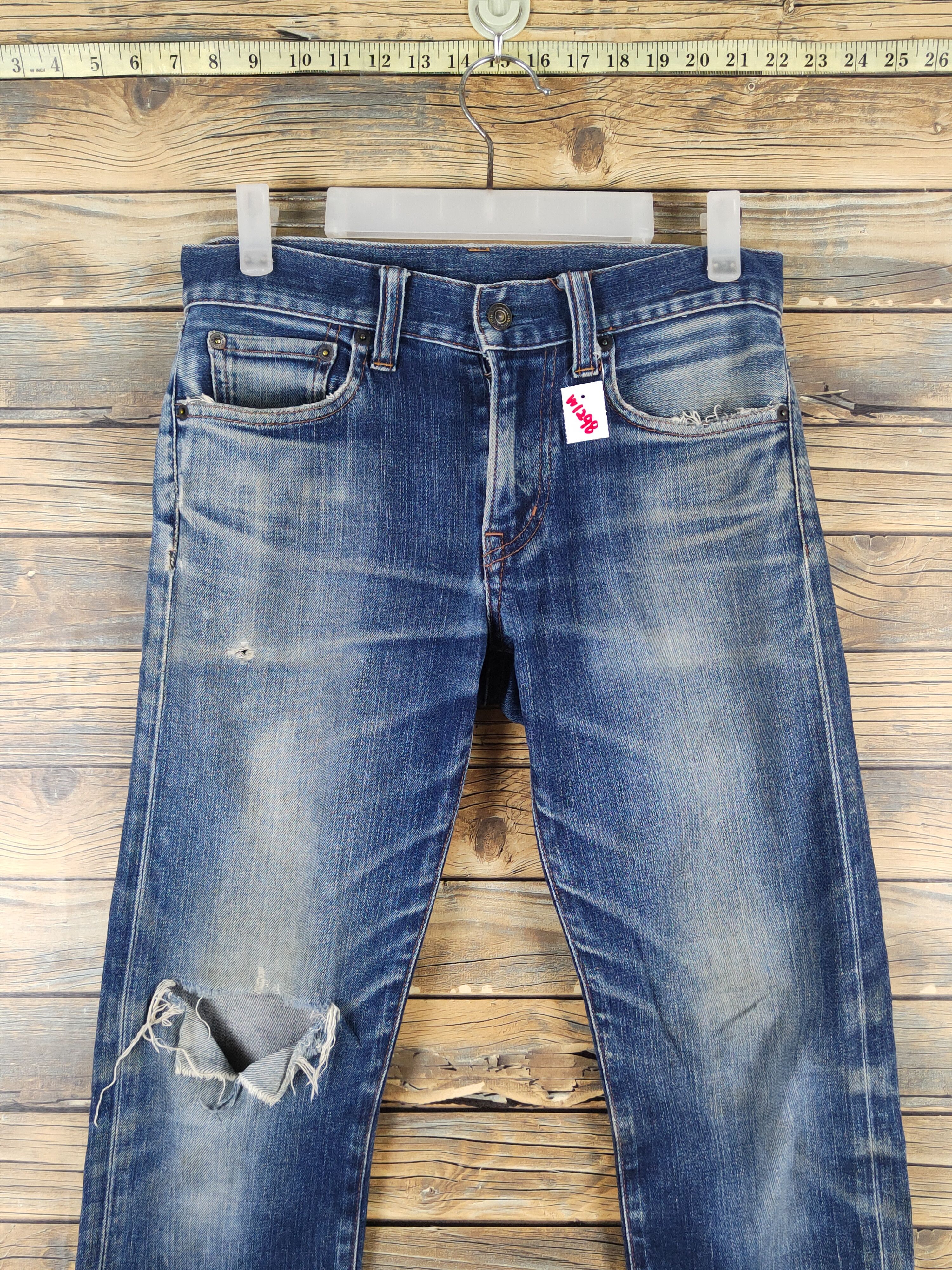 Japanese Brand Uniqlo Dark Blue Distressed Ripped denim Jeans #W1298 Size US 29 - 2 Thumbnail